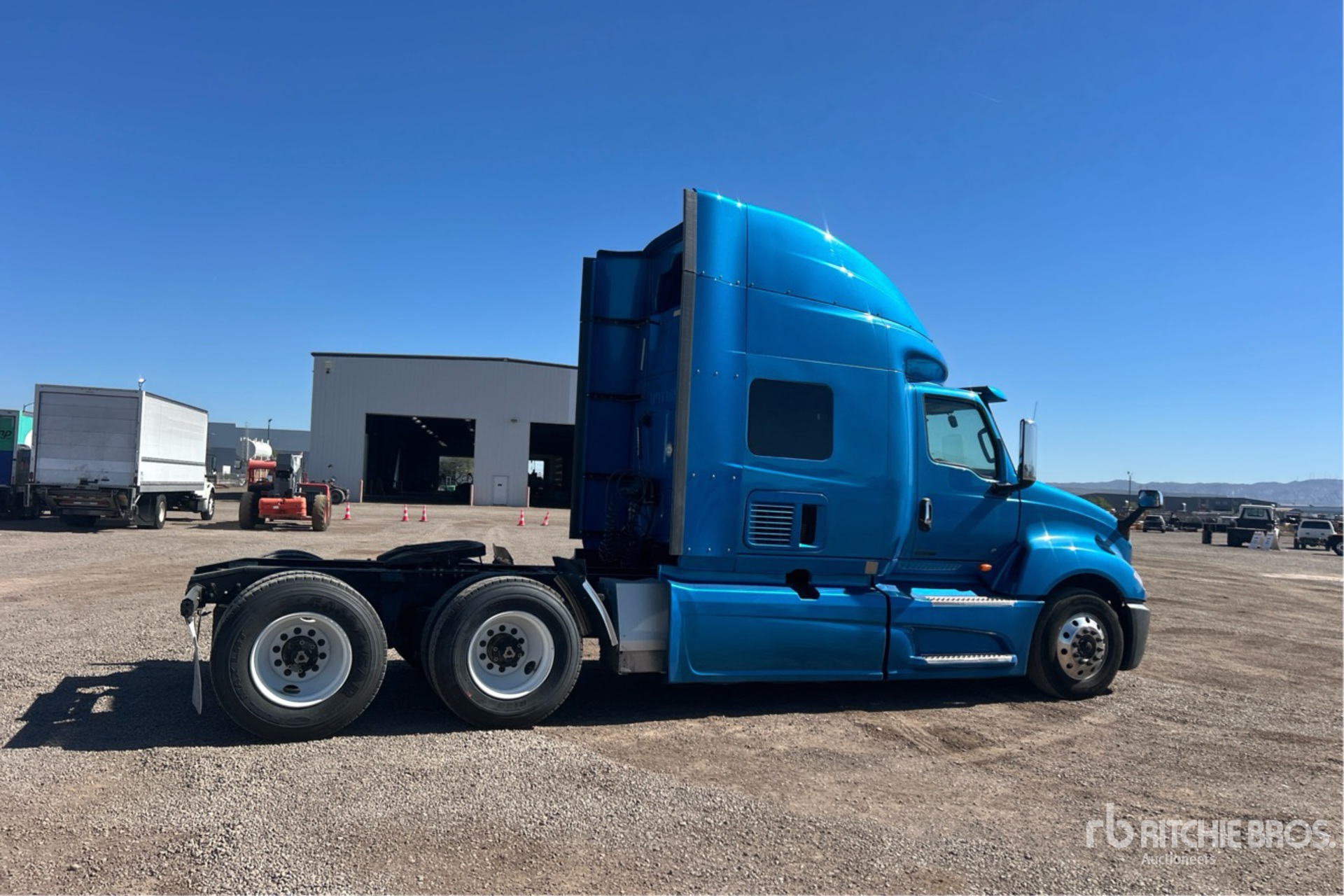 General Appearance with Image, coin arrière droit