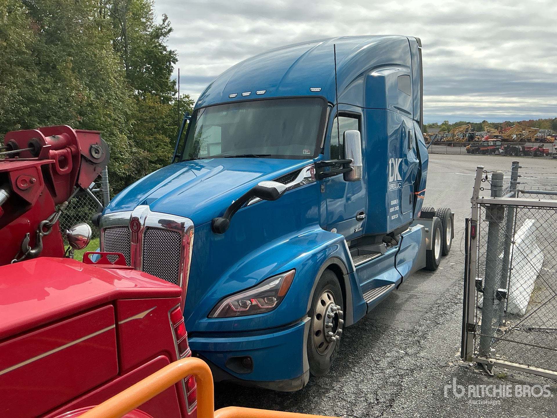 2024 Kenworth T680