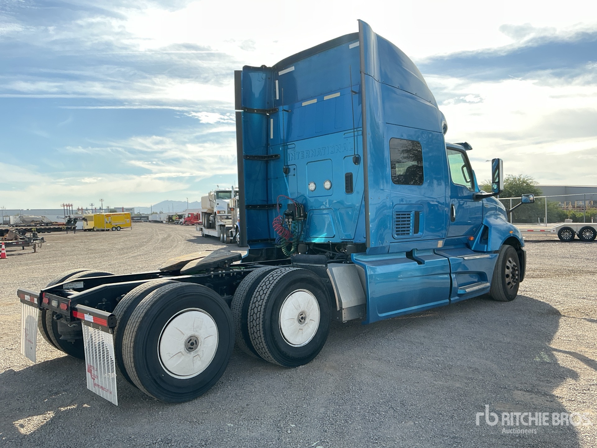 General Appearance with Zdjęcie, prawy dolny róg