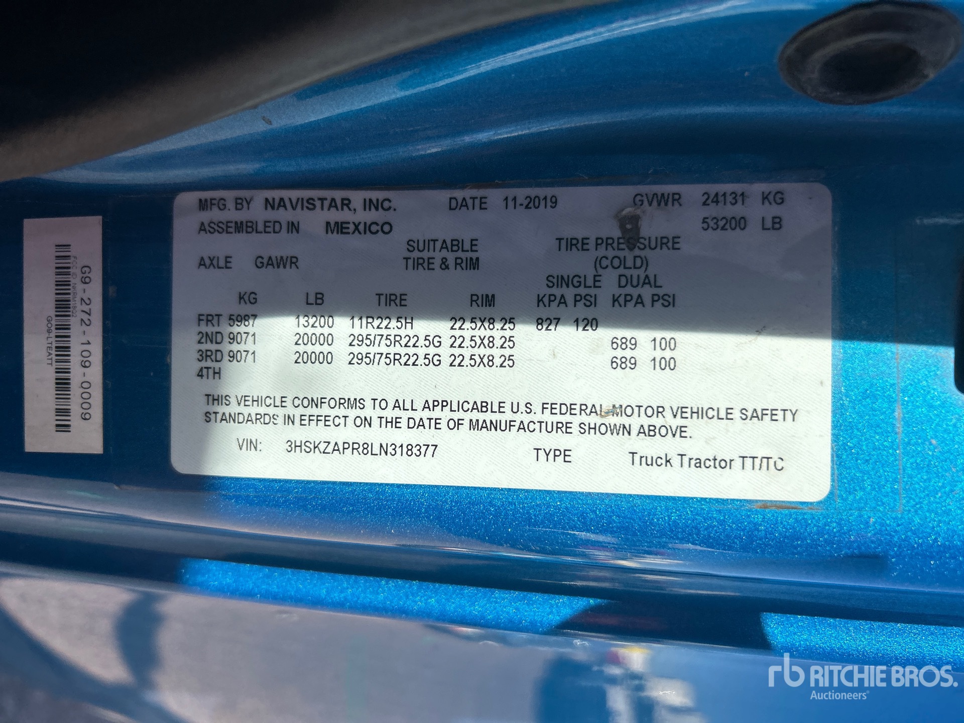 General Appearance with Numéro de série/Numéro d'identification du véhicule automobile