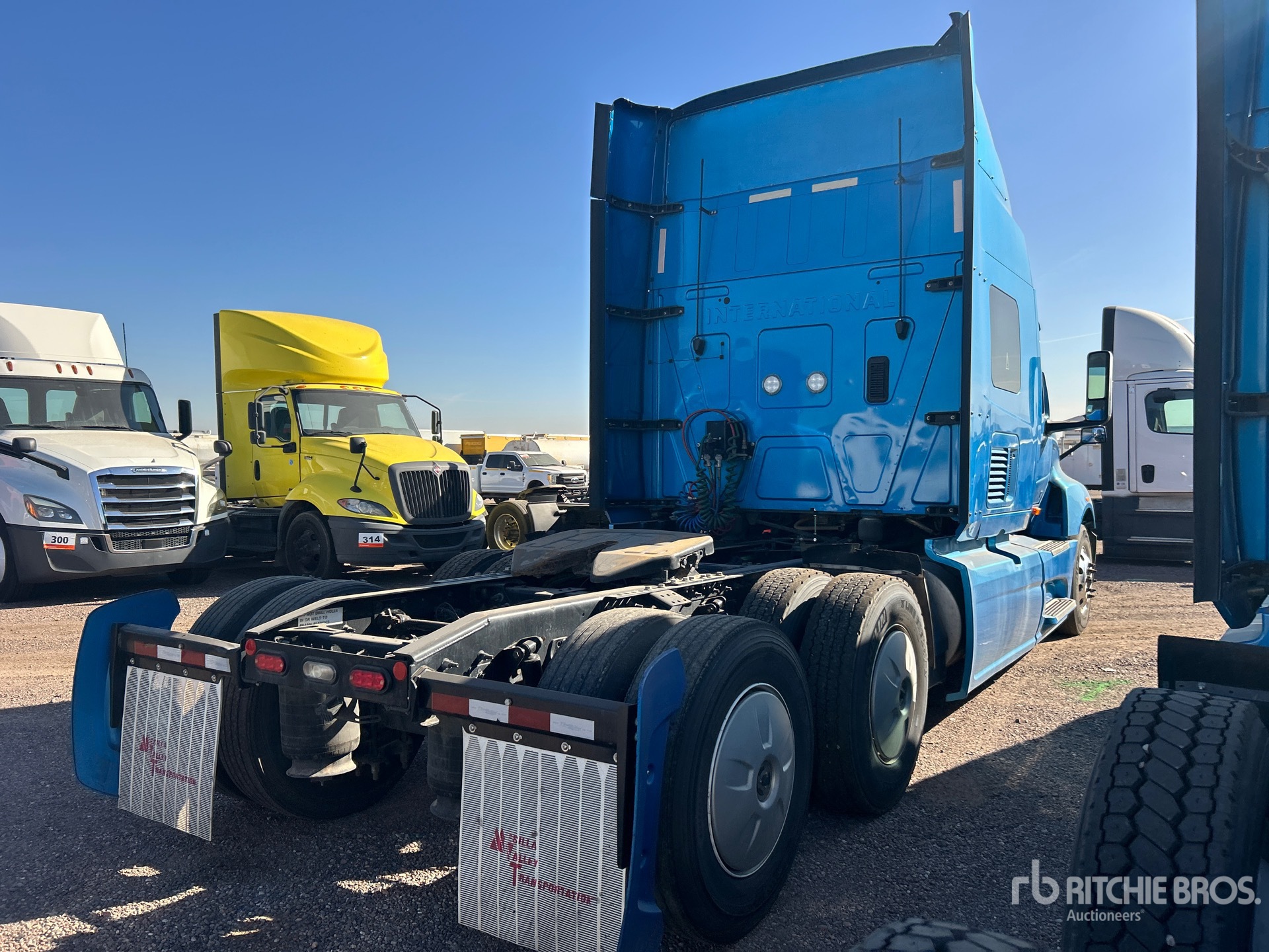 General Appearance with Image, coin arrière droit