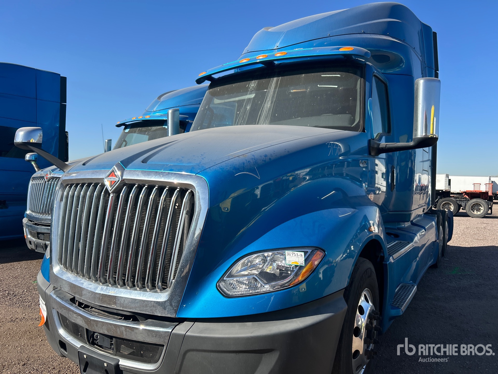 General Appearance with Image, coin avant gauche