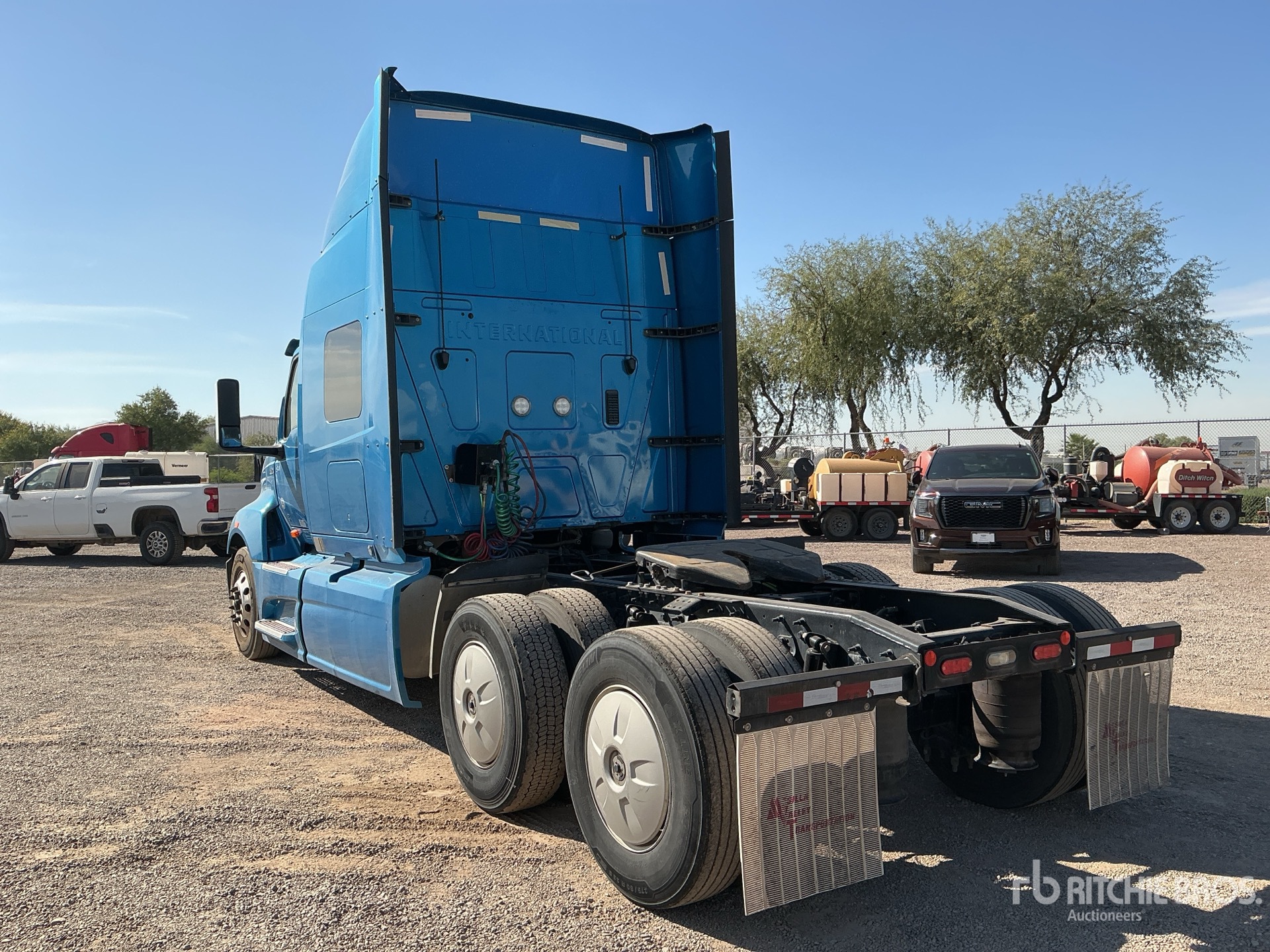 General Appearance with Picture, Left Rear Corner