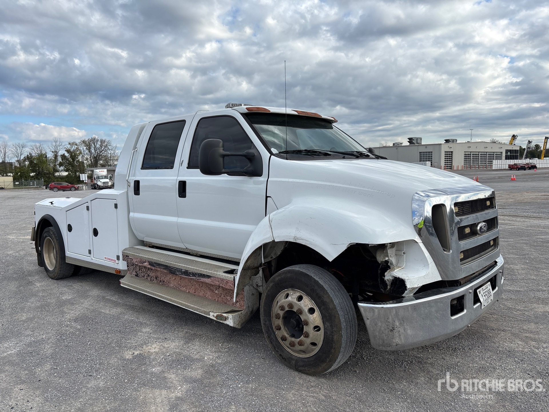 General Appearance with Picture, Right Front Corner