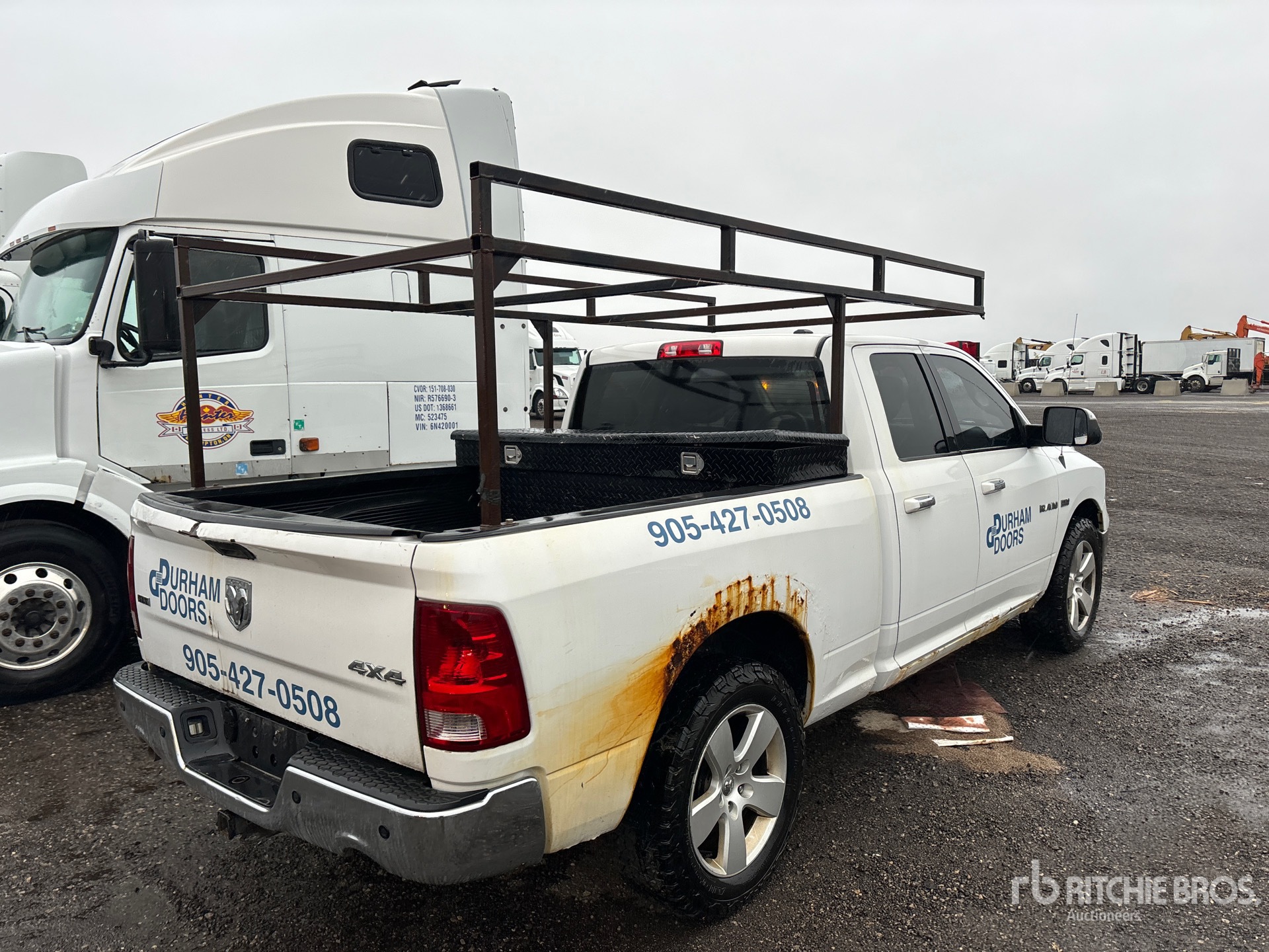 General Appearance with Picture, Right Rear Corner