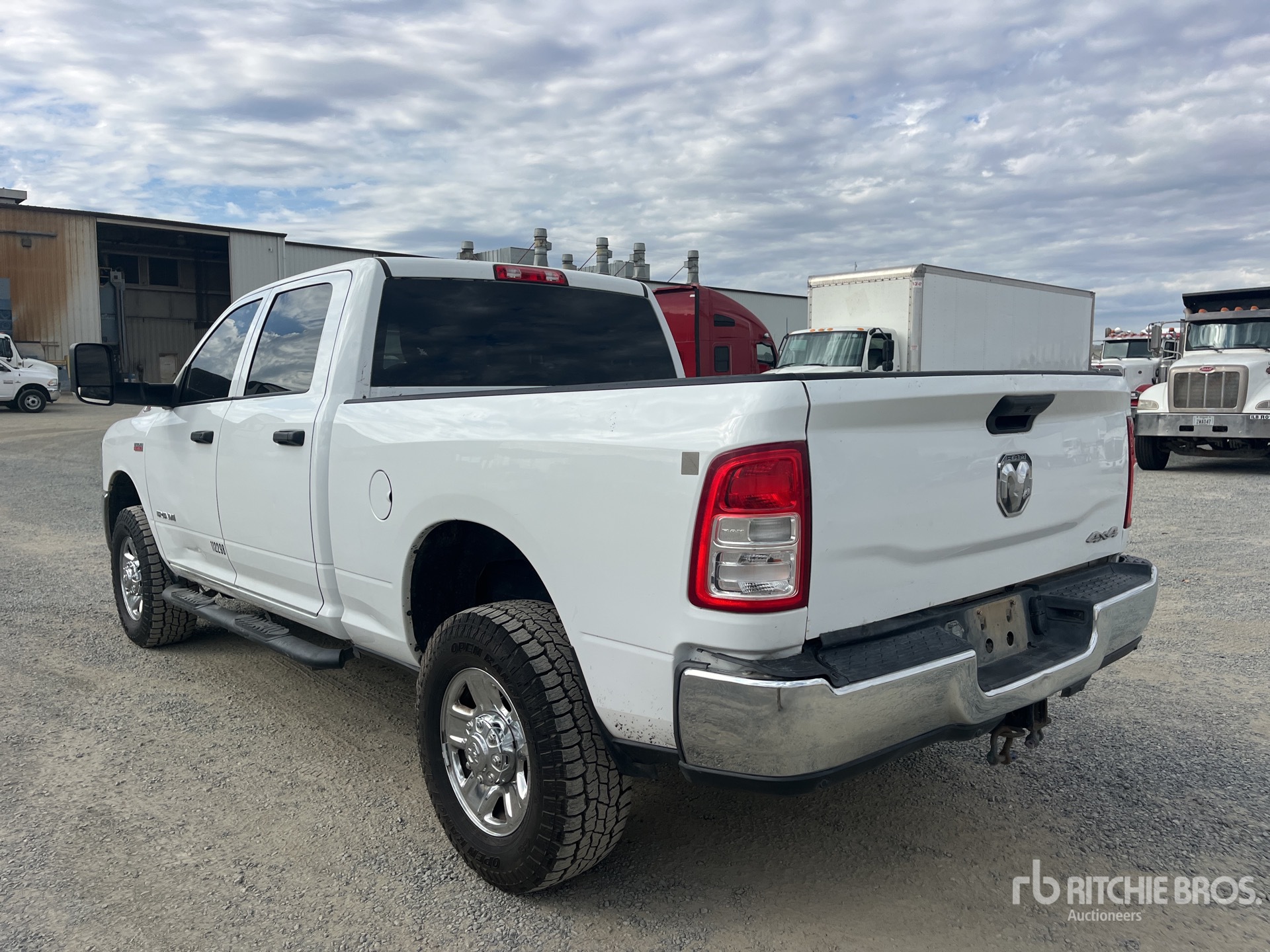 General Appearance with Picture, Left Rear Corner