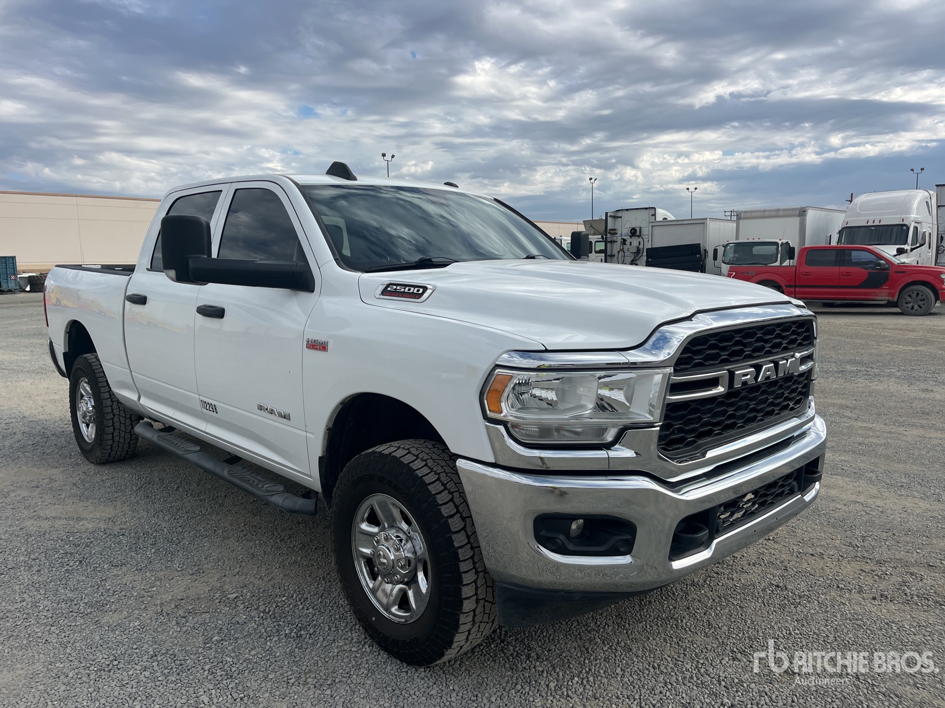 General Appearance with Picture, Right Front Corner