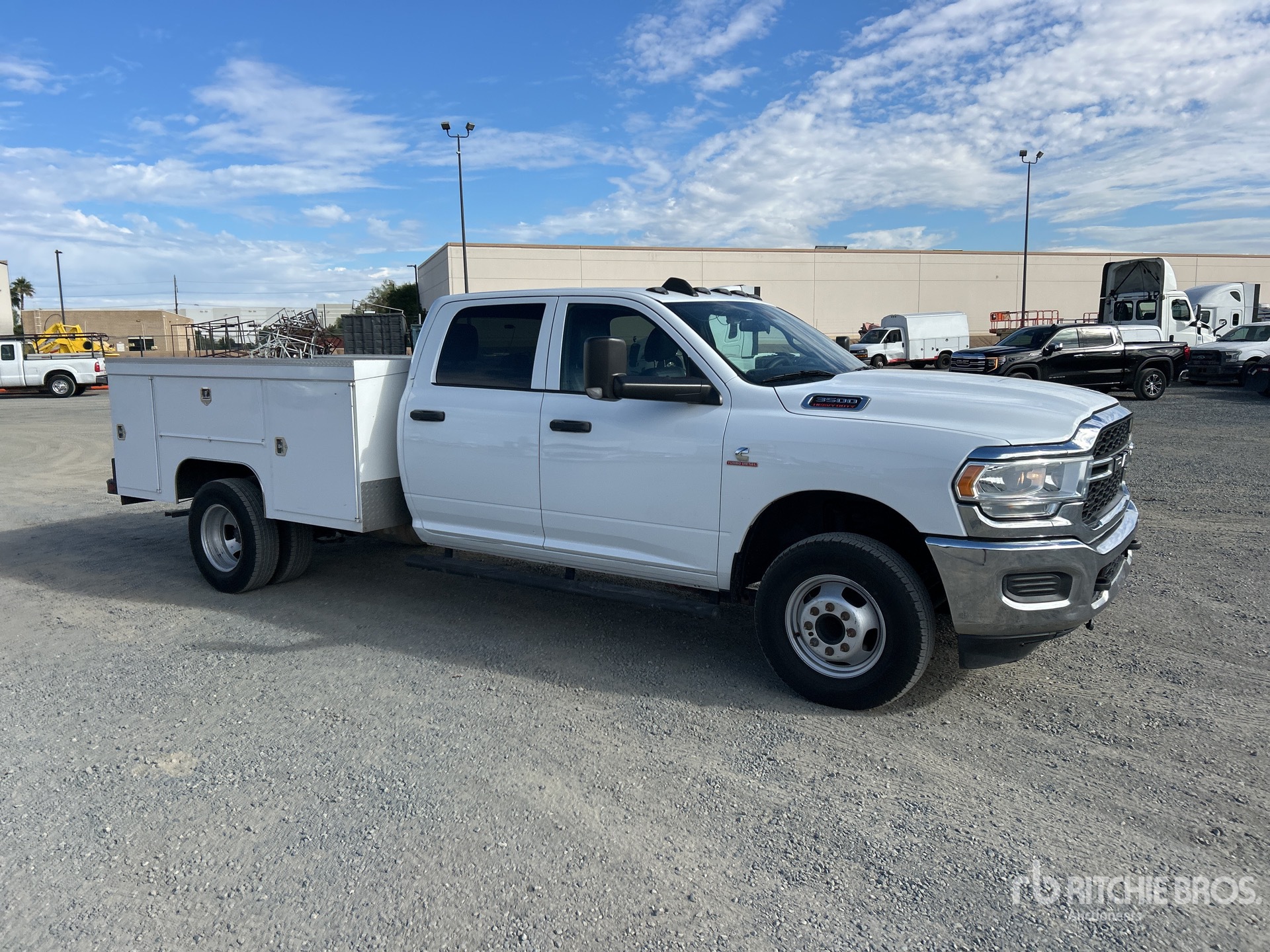 General Appearance with Picture, Right Front Corner