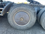 4 Underbody - Truck with 