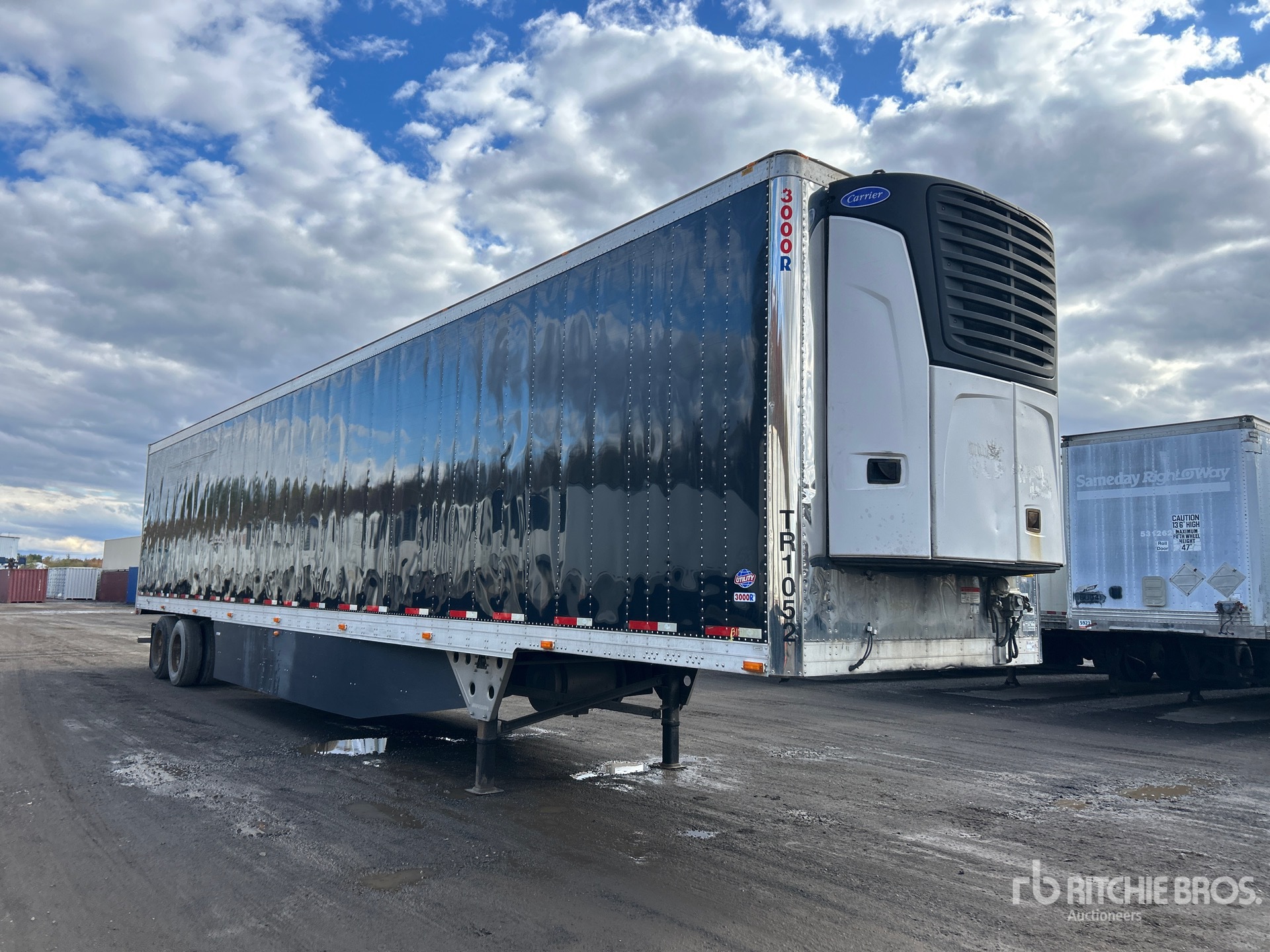 General Appearance with Bild, Ecke vorne rechts