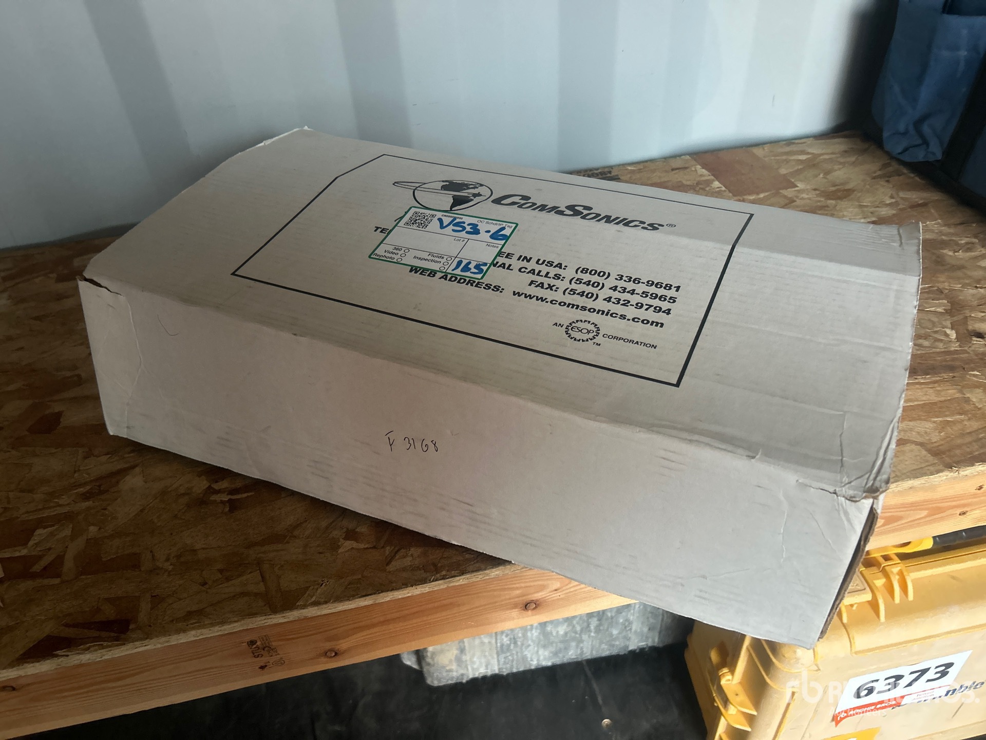 General Appearance with Picture, Right Front Corner