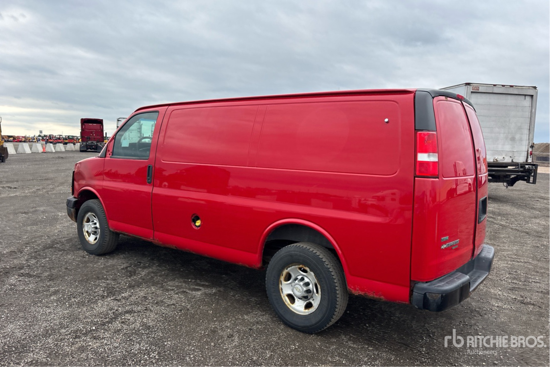General Appearance with Picture, Left Rear Corner