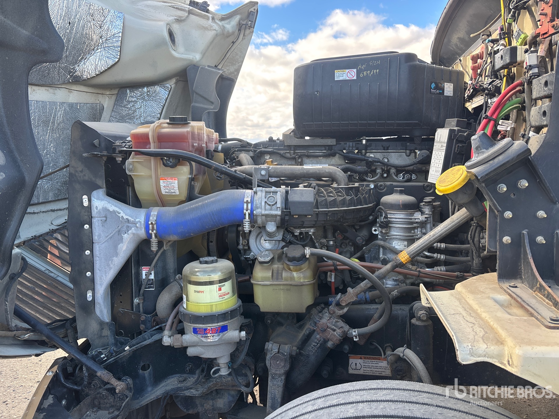 Engine with 