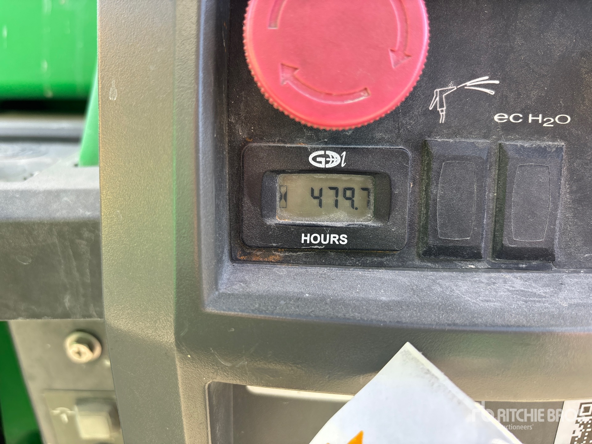 General Appearance with Hour Meter / Odometer