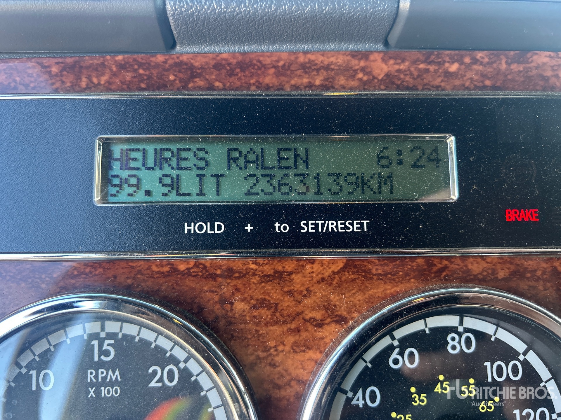 General Appearance with Hour Meter / Odometer