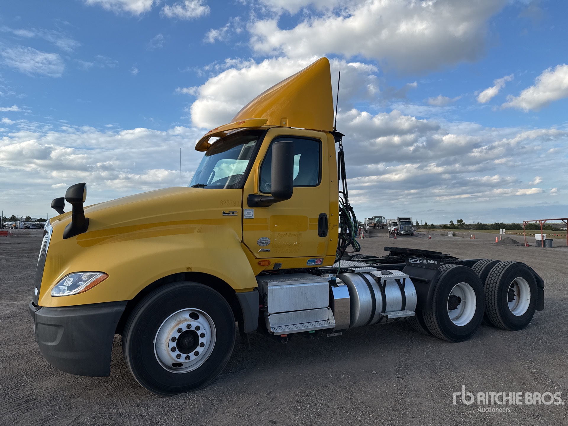 General Appearance with Featured Photo