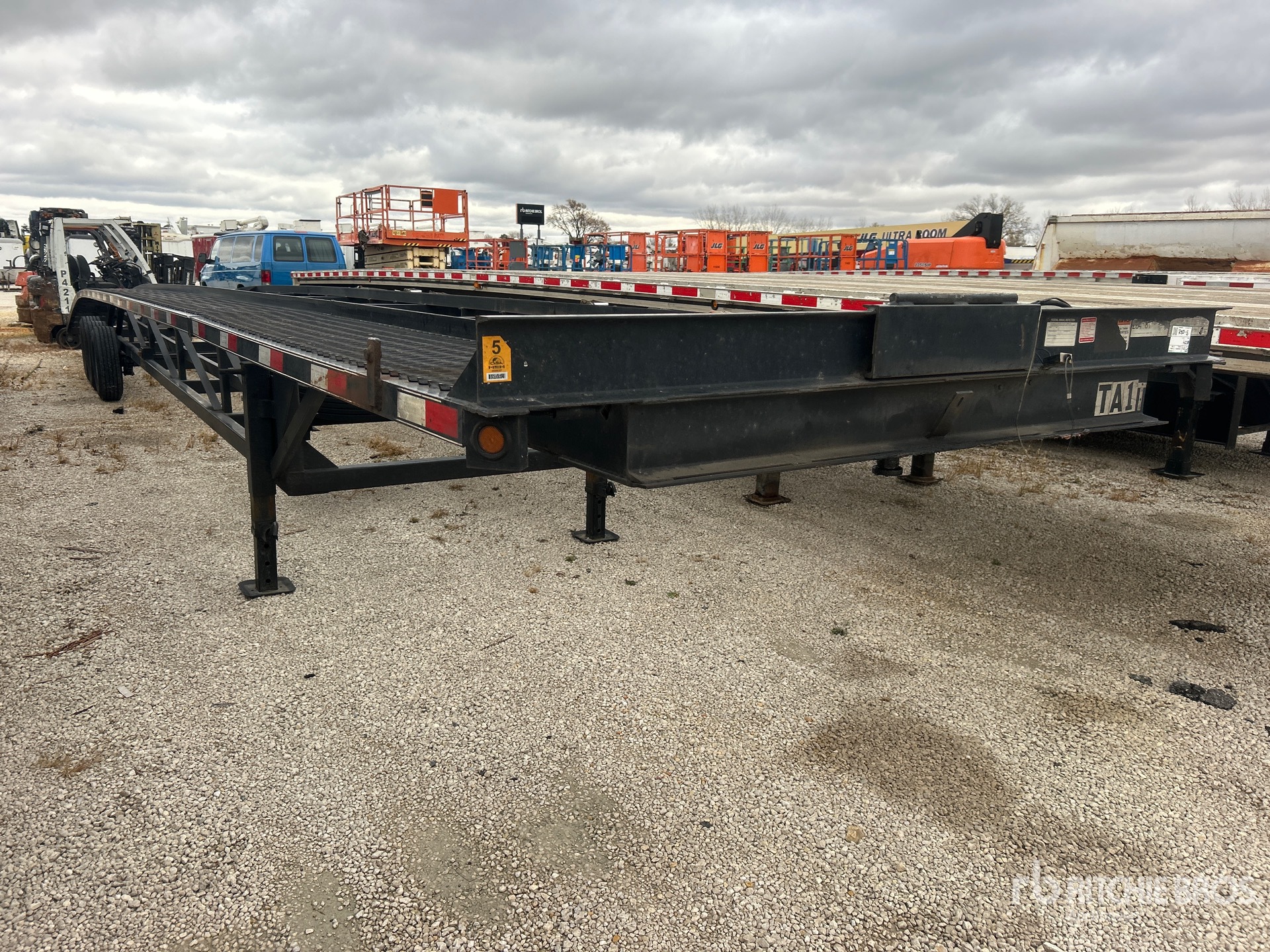 General Appearance with Bild, Ecke vorne rechts