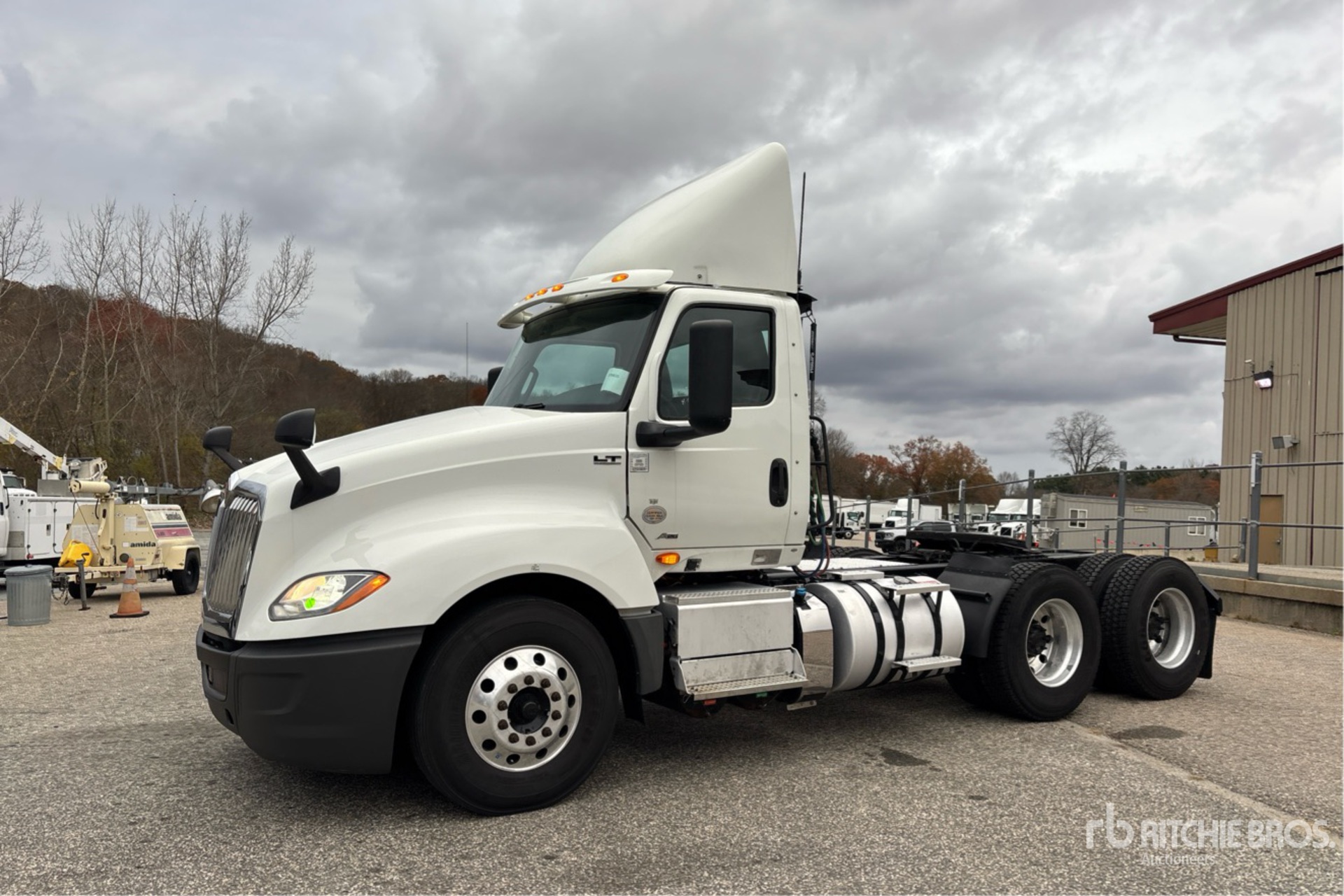 General Appearance with Picture, Left Front Corner