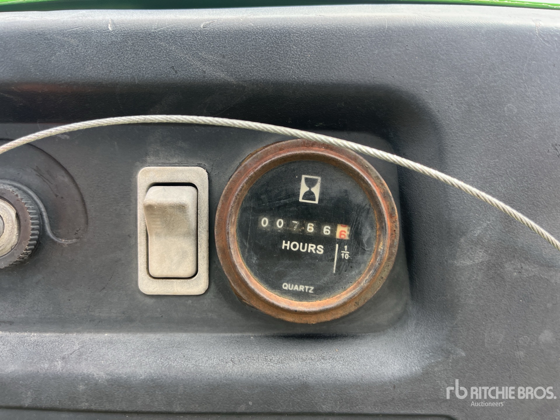 General Appearance with Hour Meter / Odometer