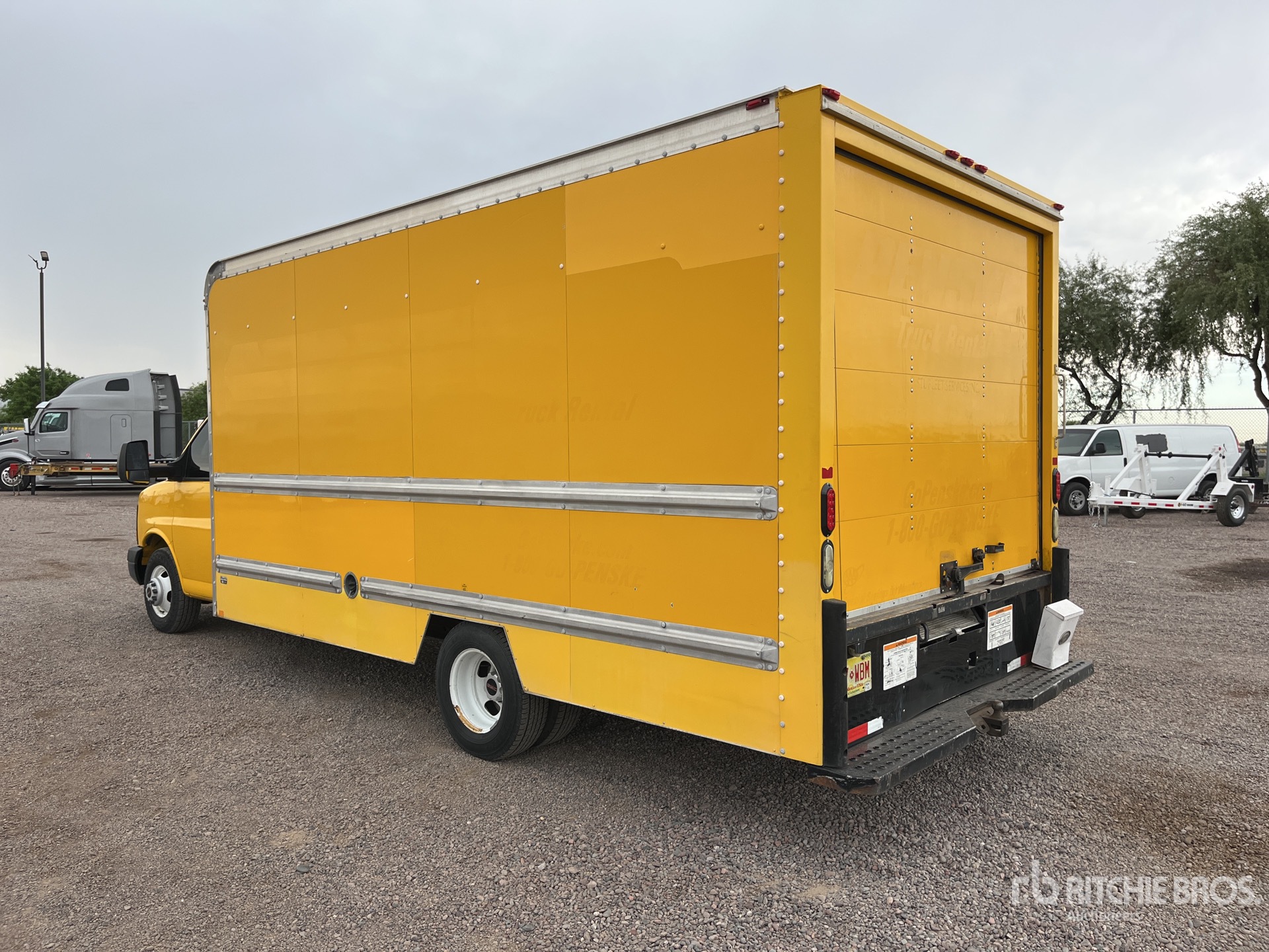 General Appearance with Picture, Left Rear Corner