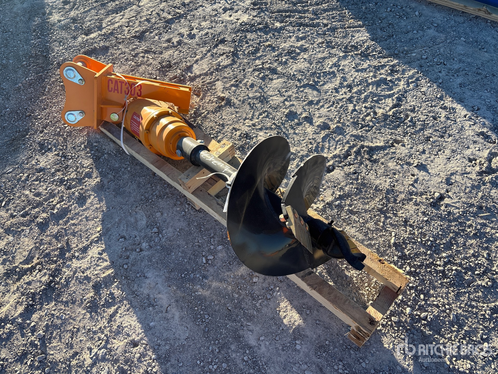 General Appearance with Bild, Ecke vorne rechts