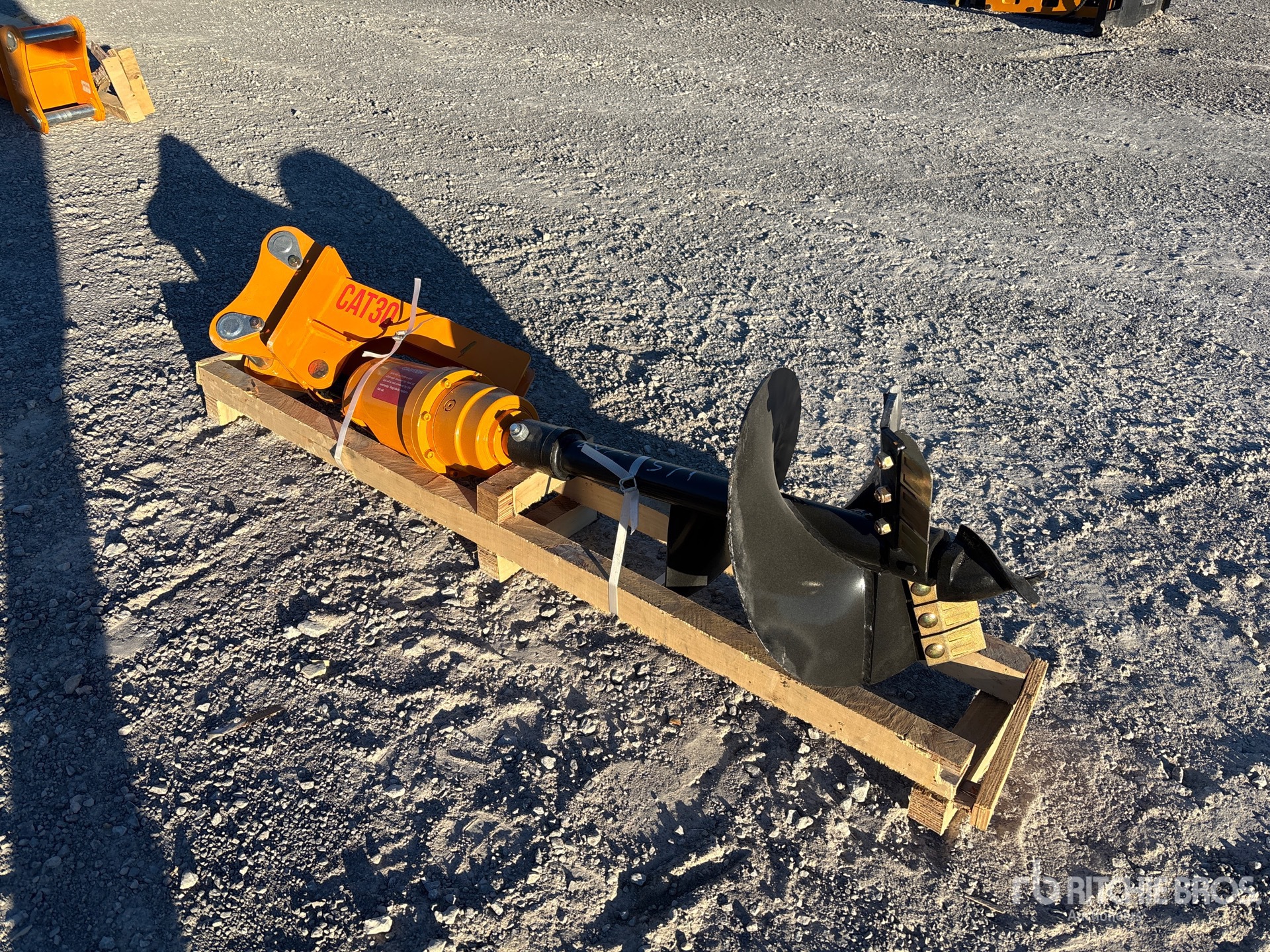 General Appearance with Bild, Ecke vorne rechts