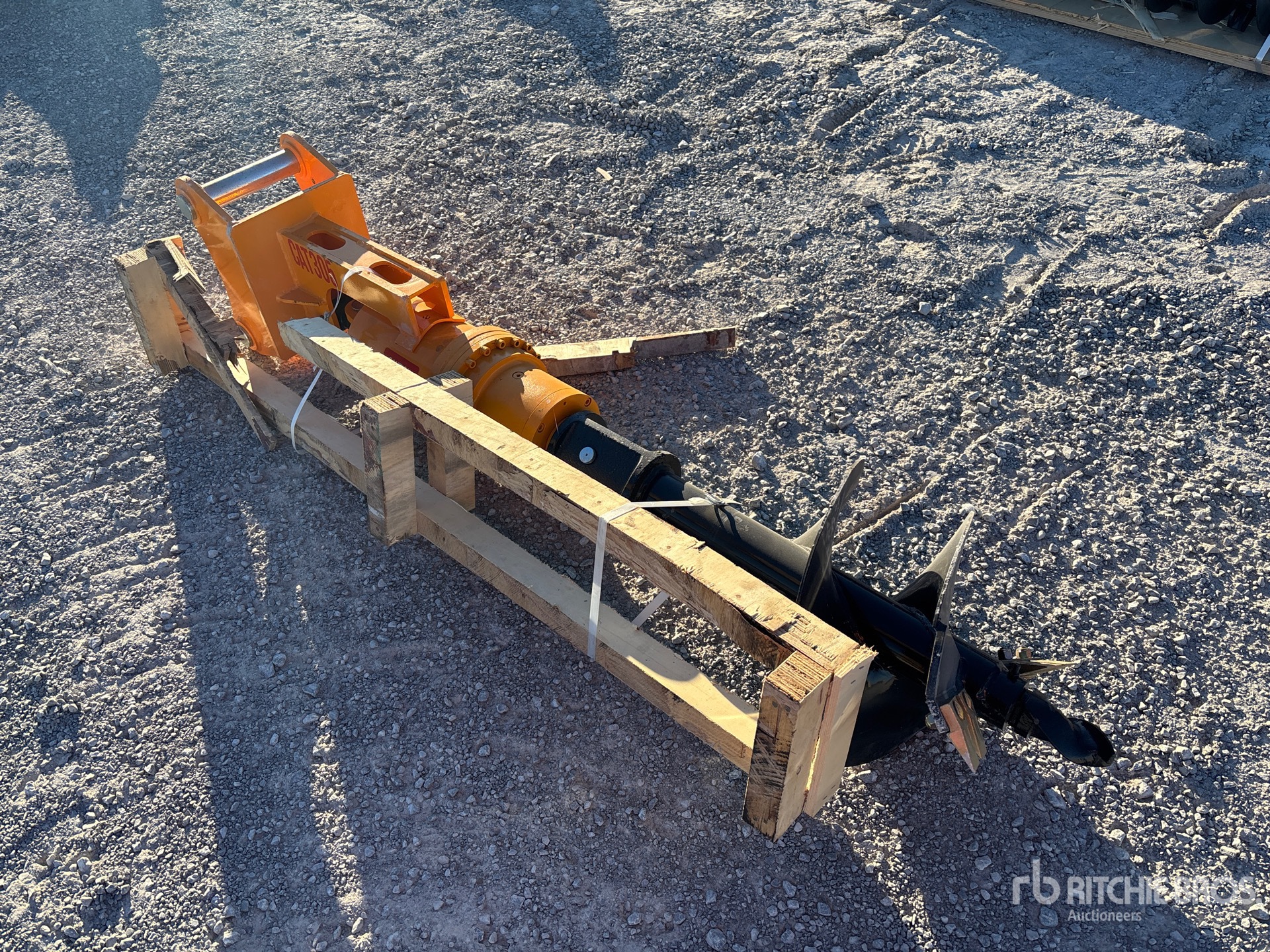 General Appearance with Bild, Ecke vorne rechts