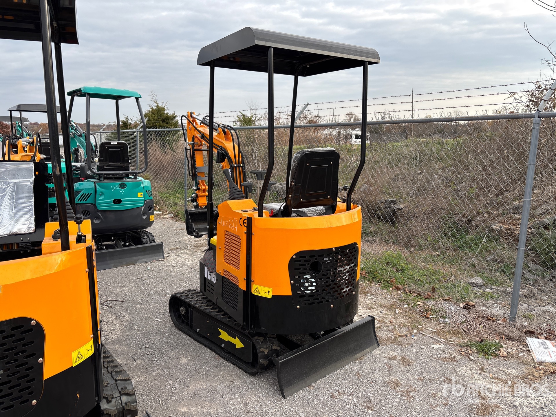 General Appearance with Picture, Left Rear Corner