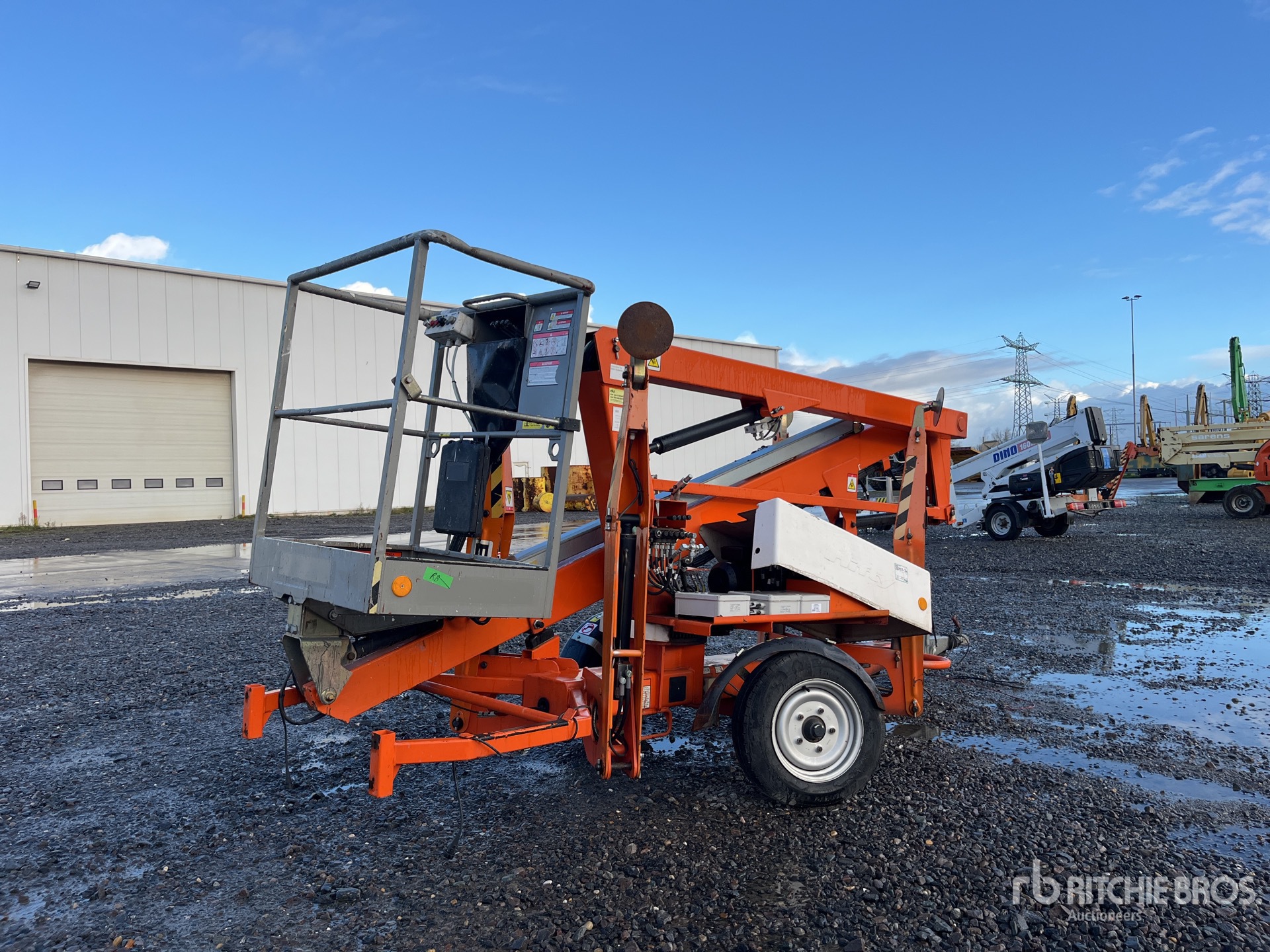 General Appearance with Picture, Left Front Corner