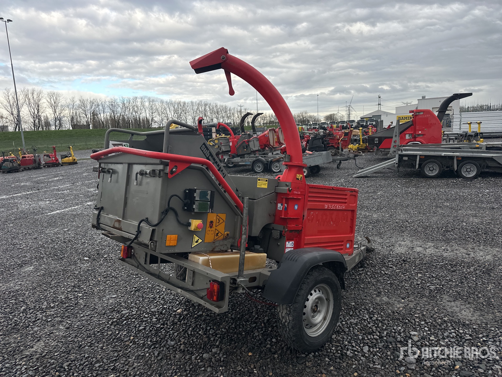 General Appearance with Imagen: esquina trasera derecha