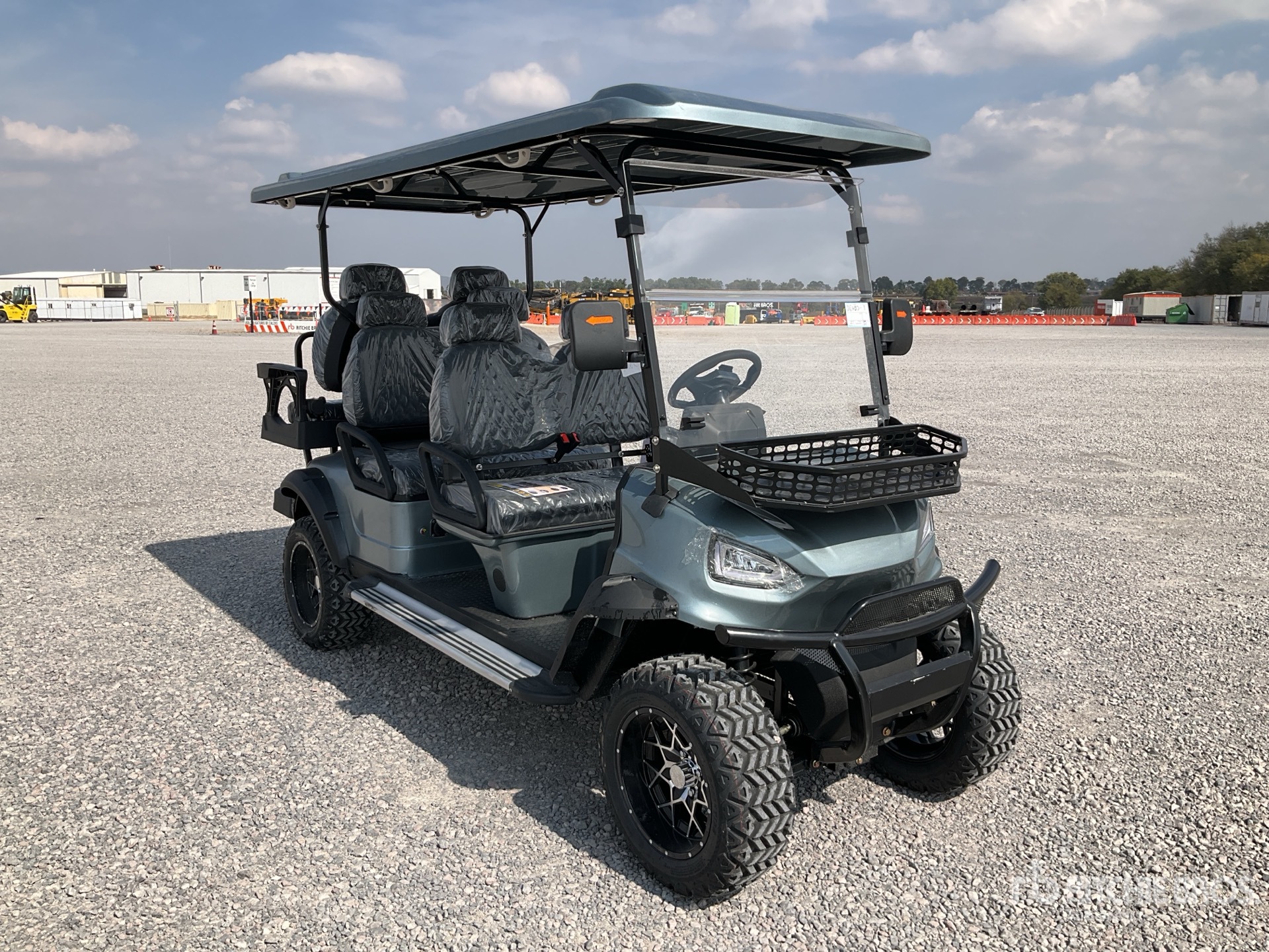 Aspect général with Image, coin avant droit