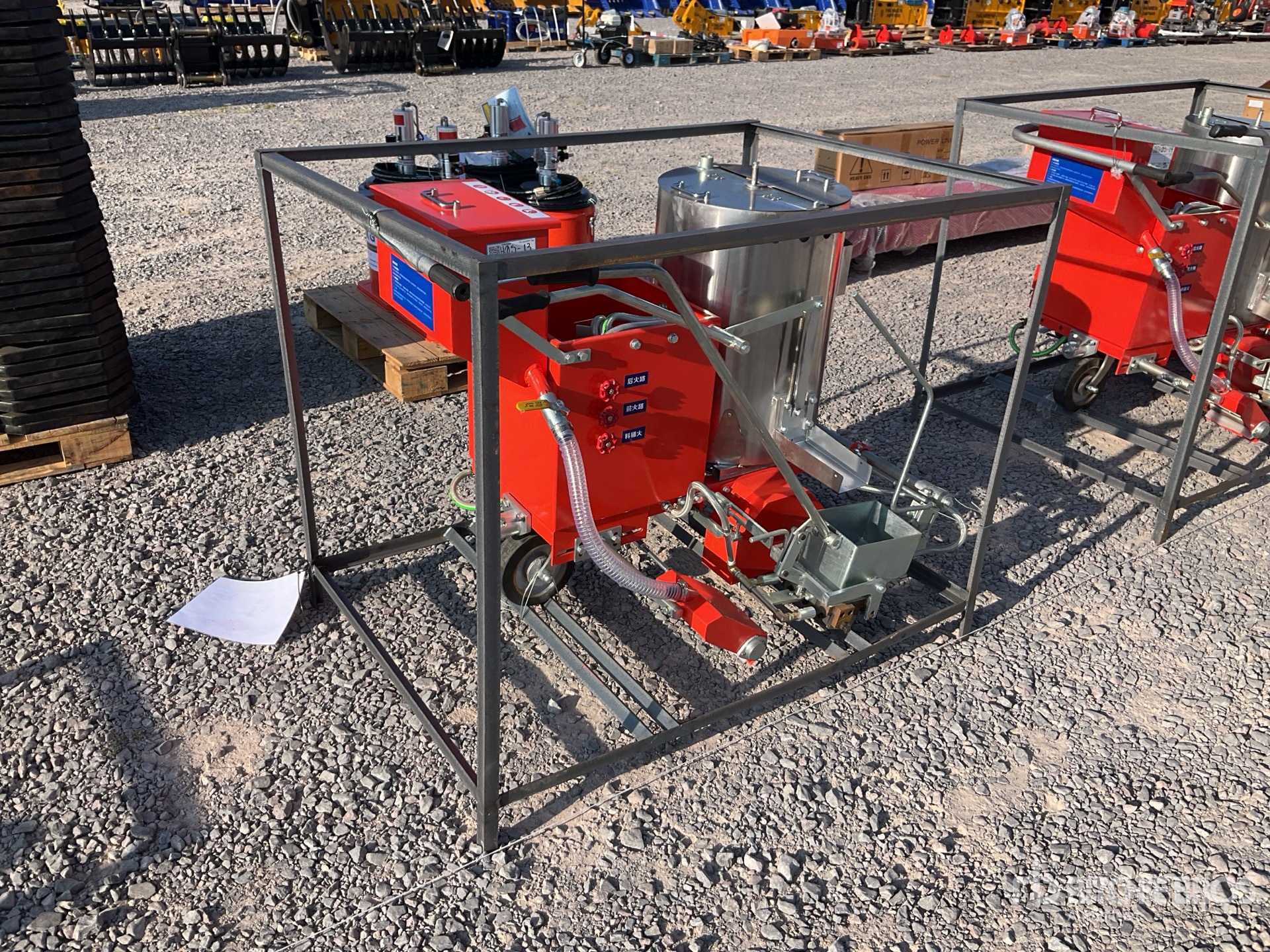 General Appearance with Featured Photo