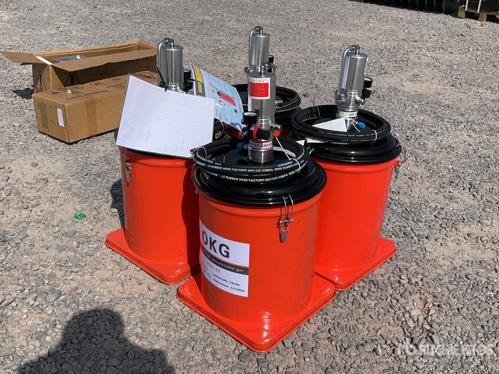 General Appearance with Picture, Right Front Corner