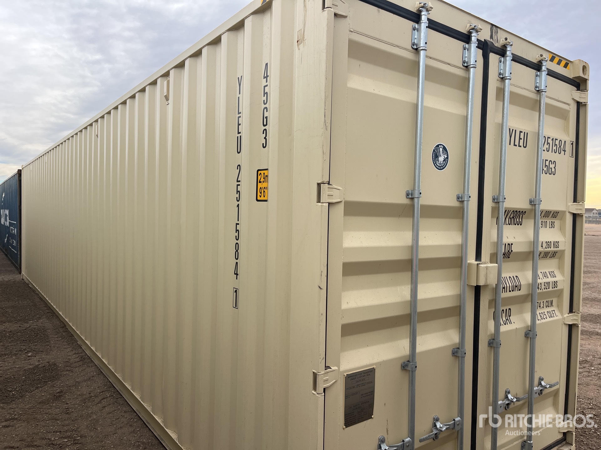 General Appearance with Picture, Right Front Corner