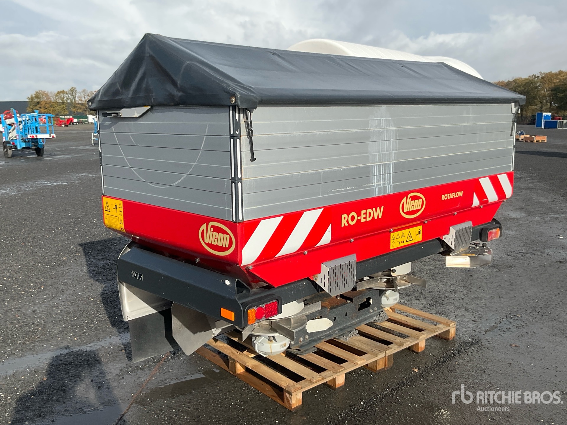 Aspect général with Image, coin arrière gauche