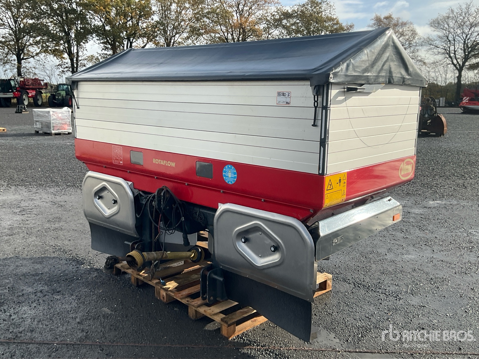 Aspect général with Image, coin avant gauche