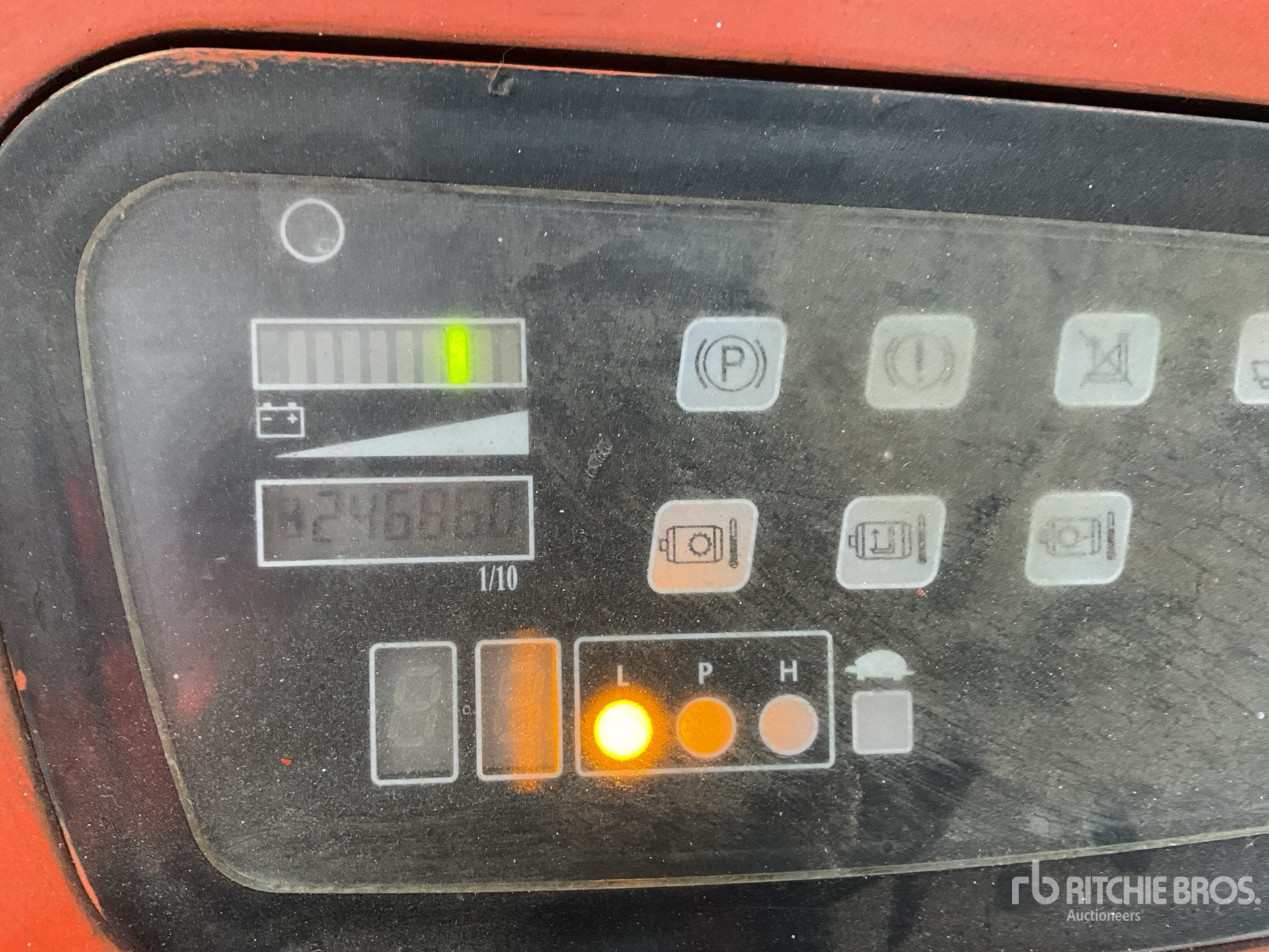 General Appearance with Hour Meter / Odometer