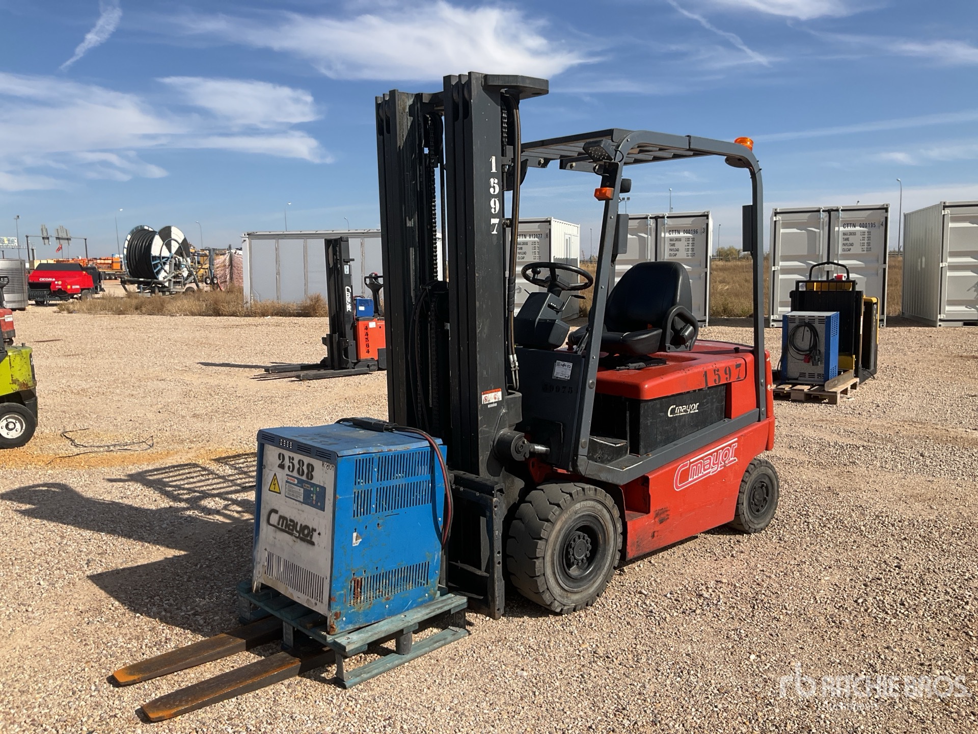 General Appearance with Picture, Left Front Corner