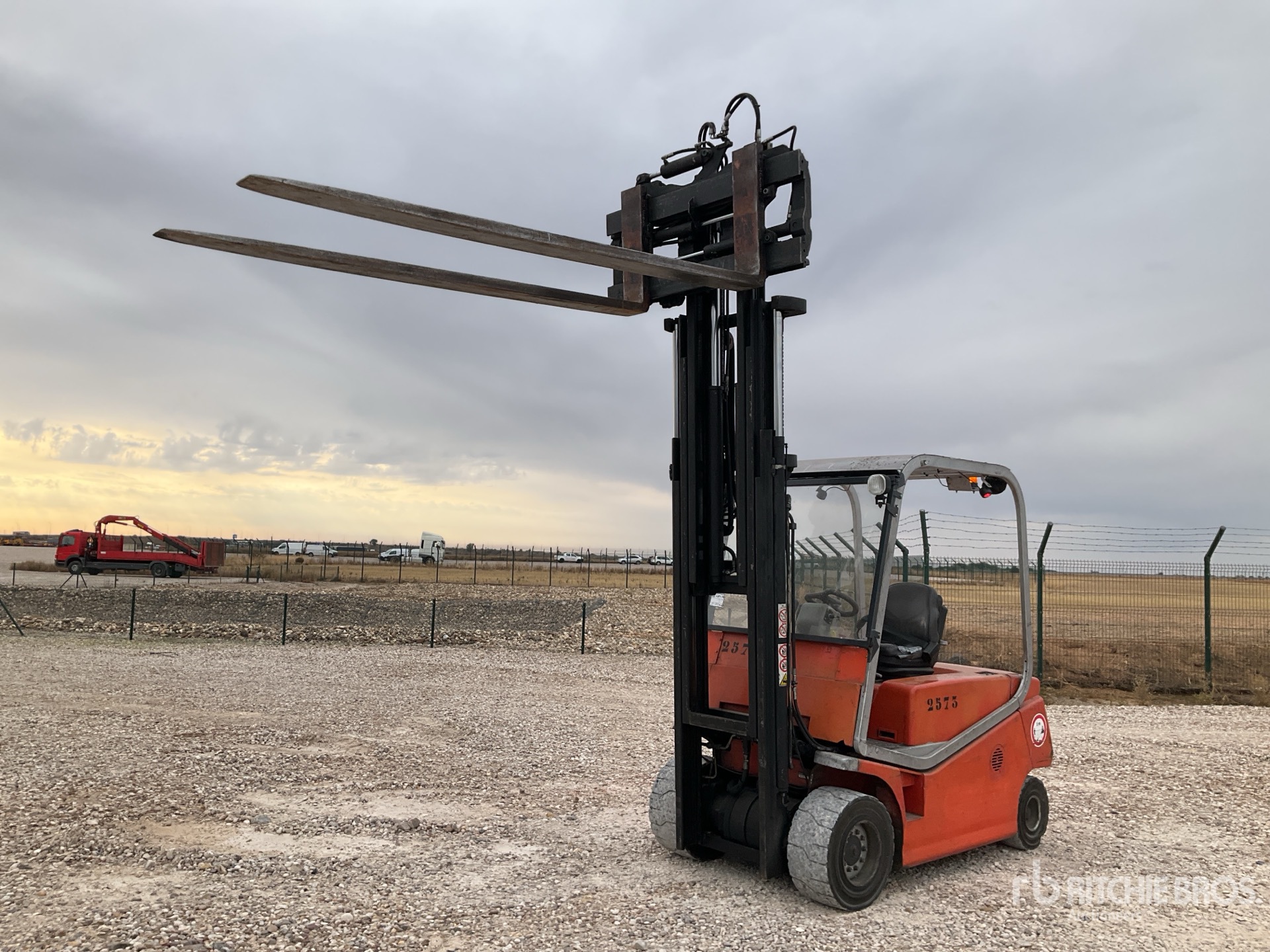 General Appearance with Featured Photo