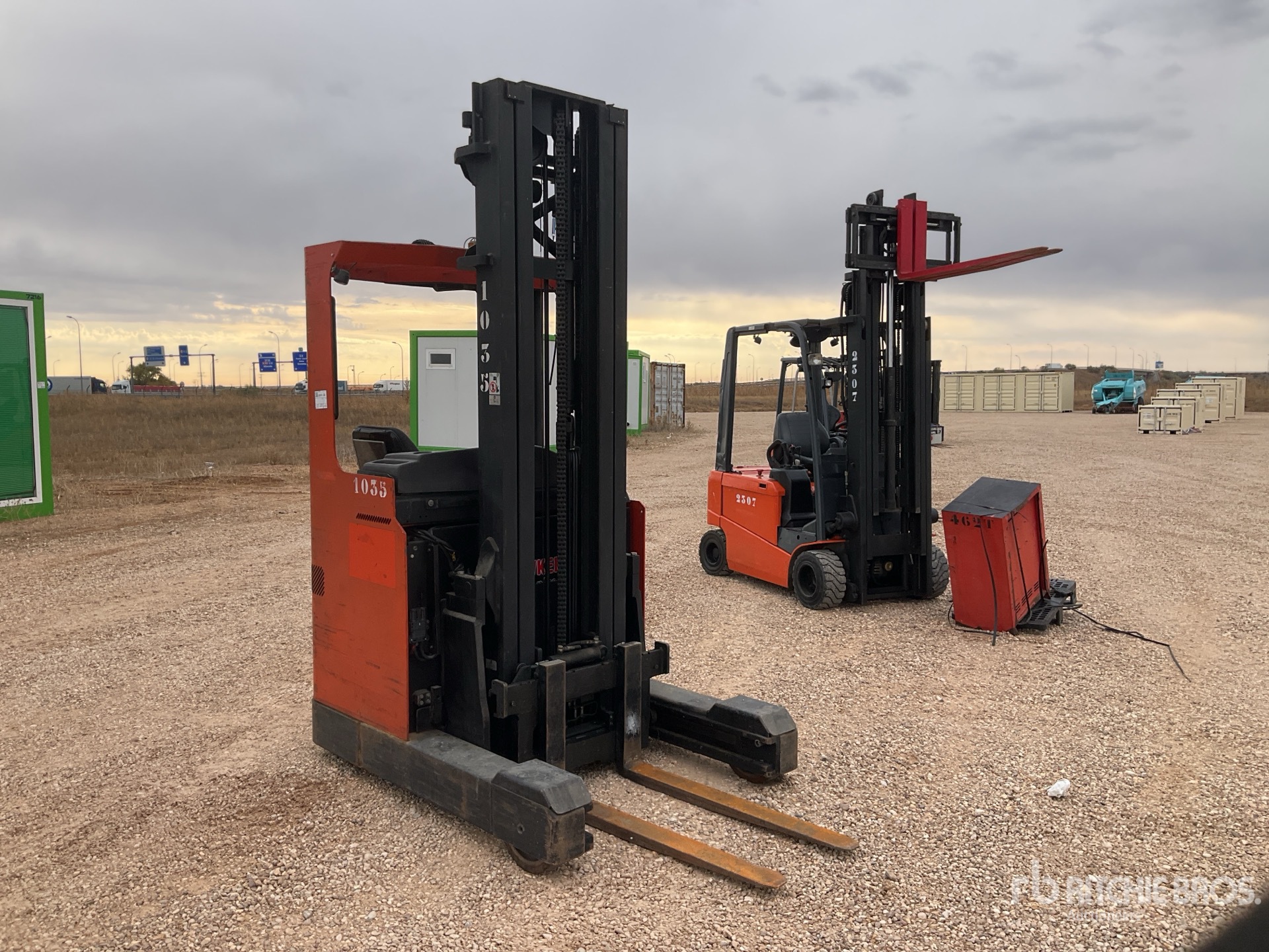 General Appearance with Imagen: esquina delantera derecha