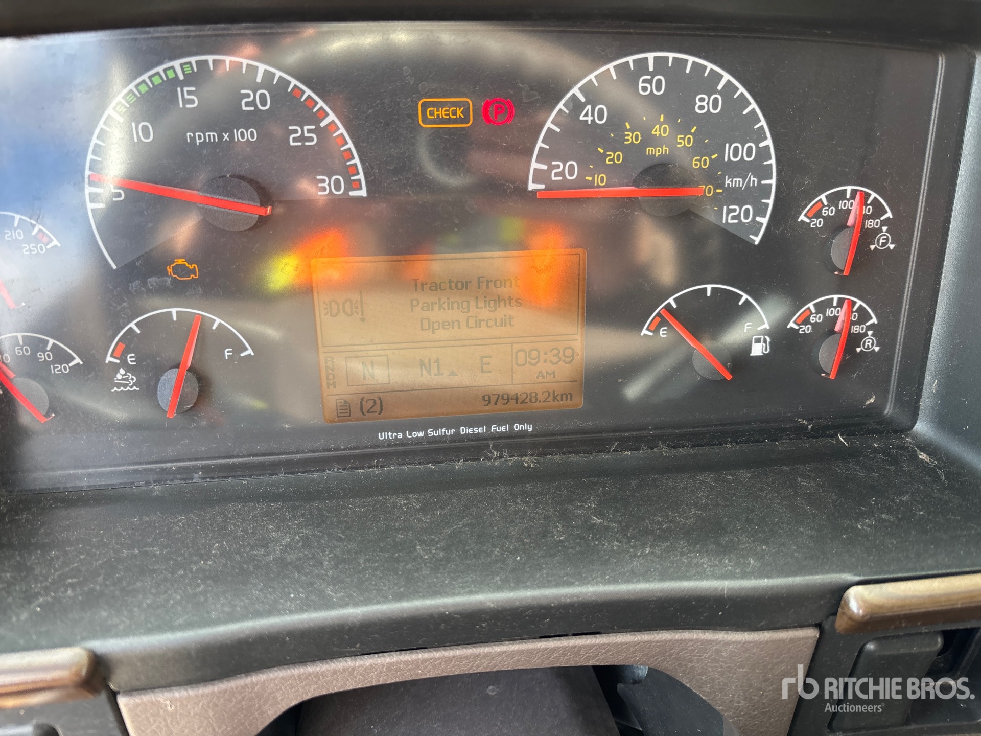General Appearance with Hour Meter / Odometer