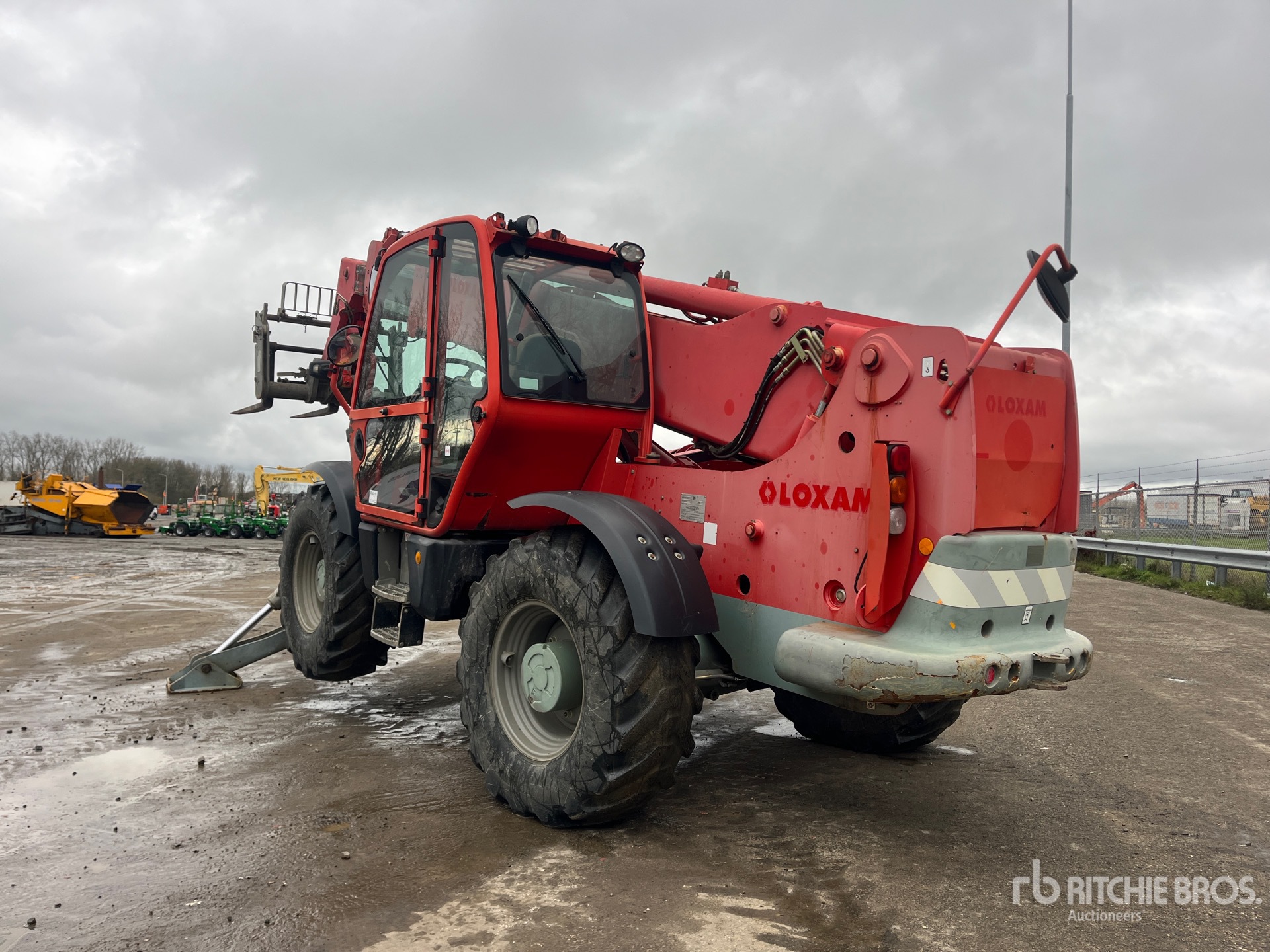 General Appearance with Bild, Ecke hinten links