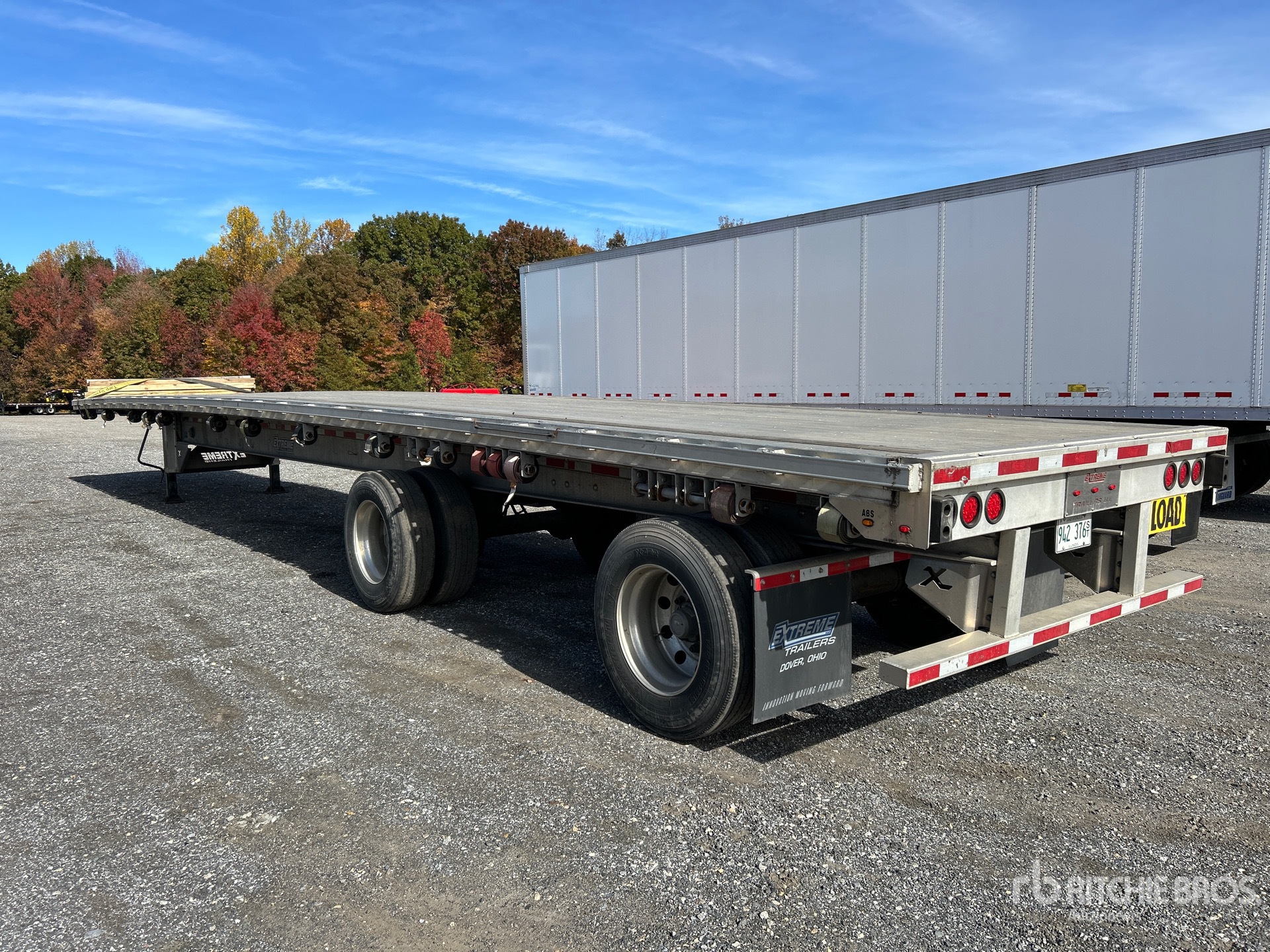 General Appearance with Bild, Ecke hinten links