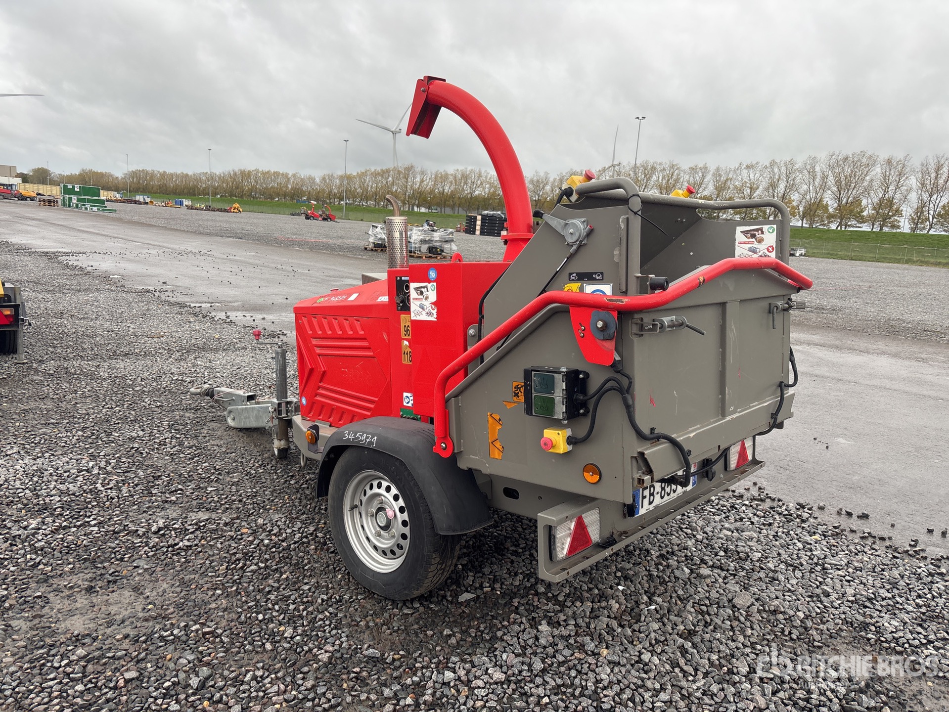 General Appearance with Picture, Right Front Corner