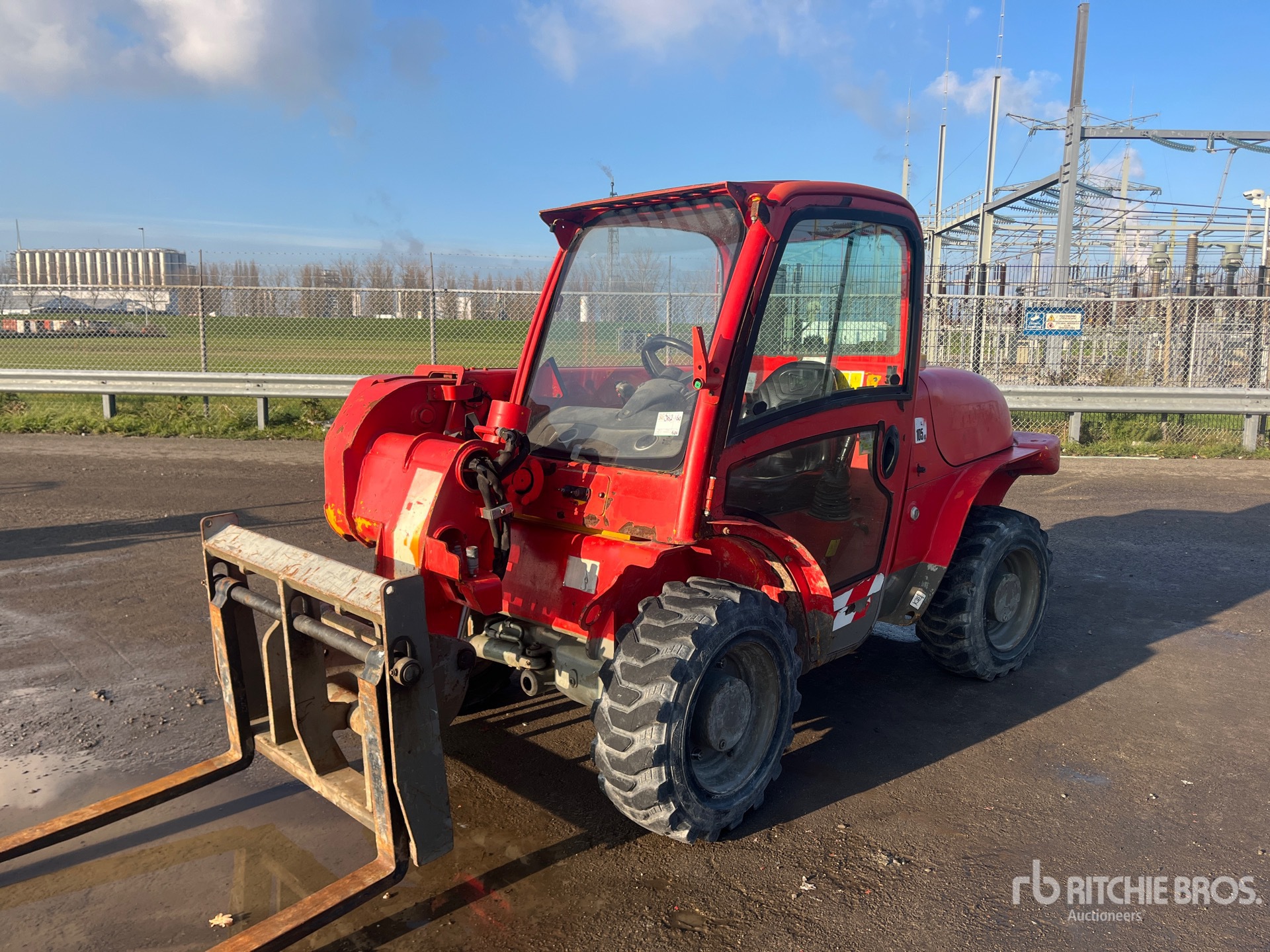 General Appearance with Picture, Left Front Corner