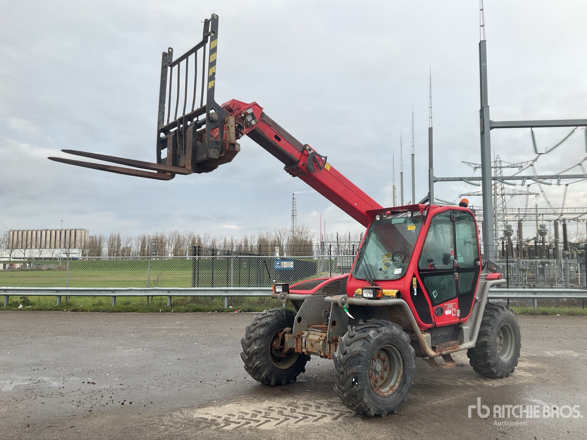 General Appearance with Bild, Ecke vorne links