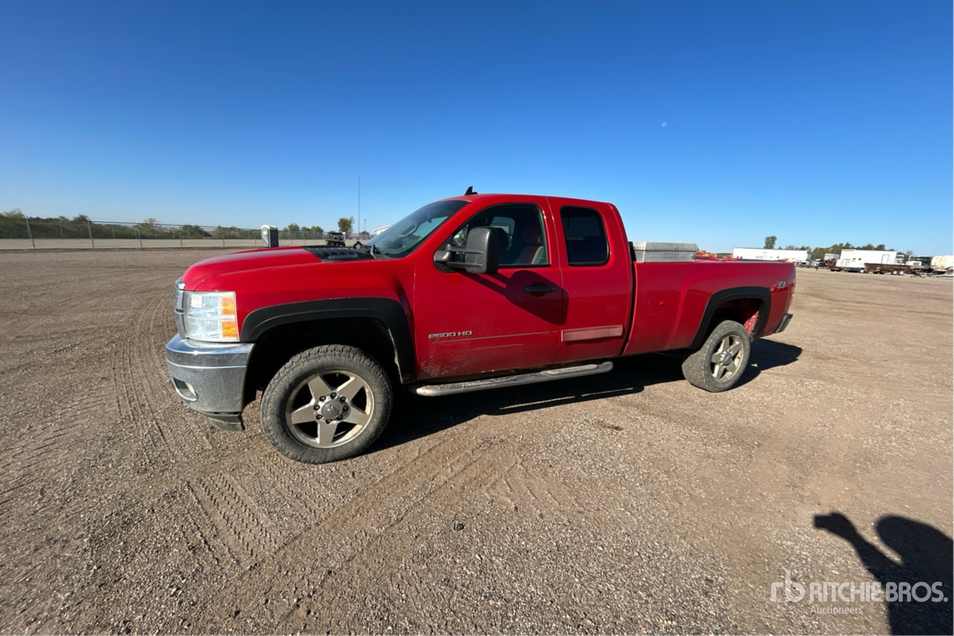 General Appearance with Picture, Left Front Corner