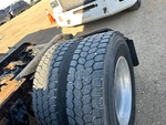 4 Underbody - Truck with 