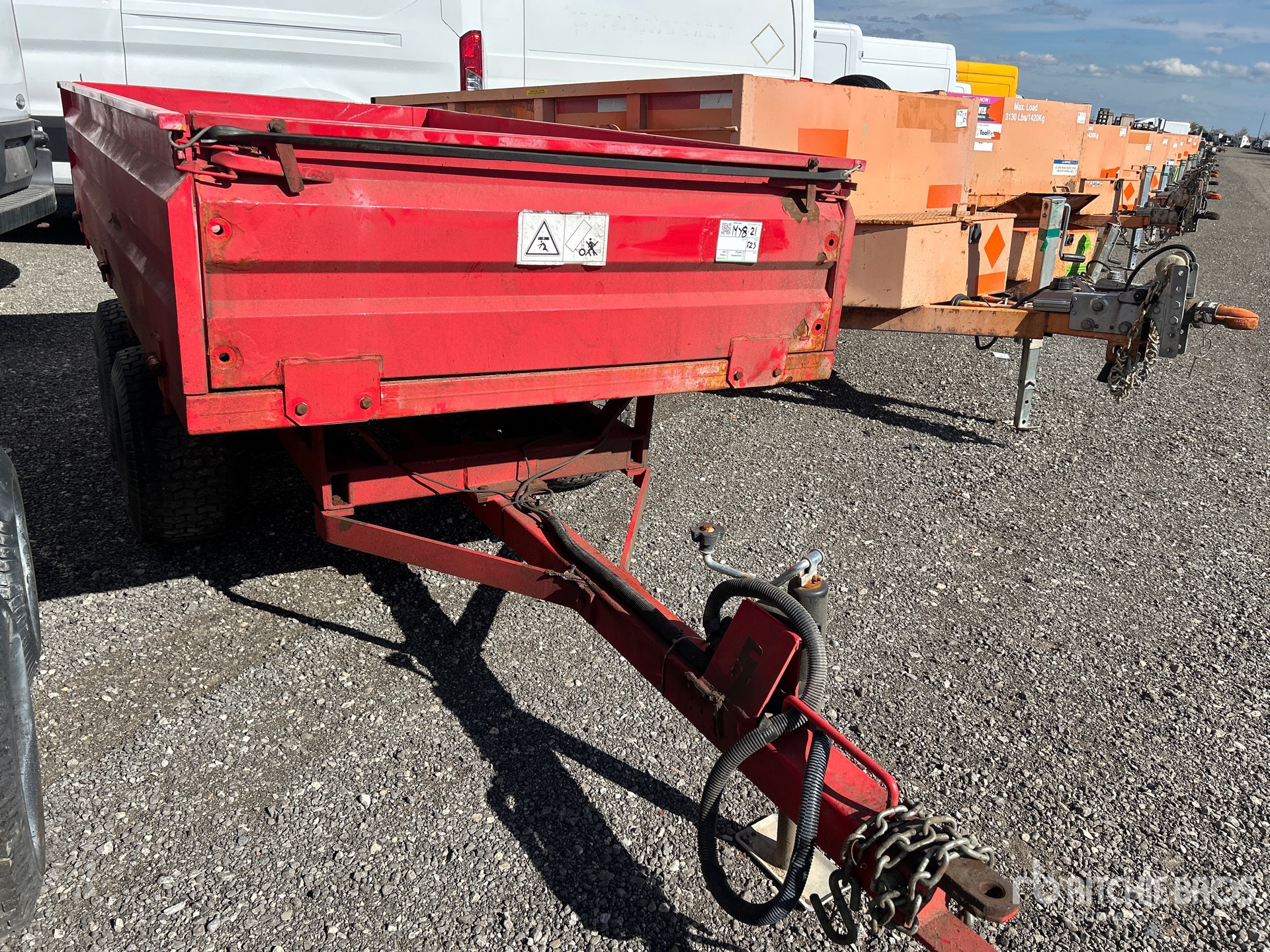 General Appearance with Picture, Right Front Corner