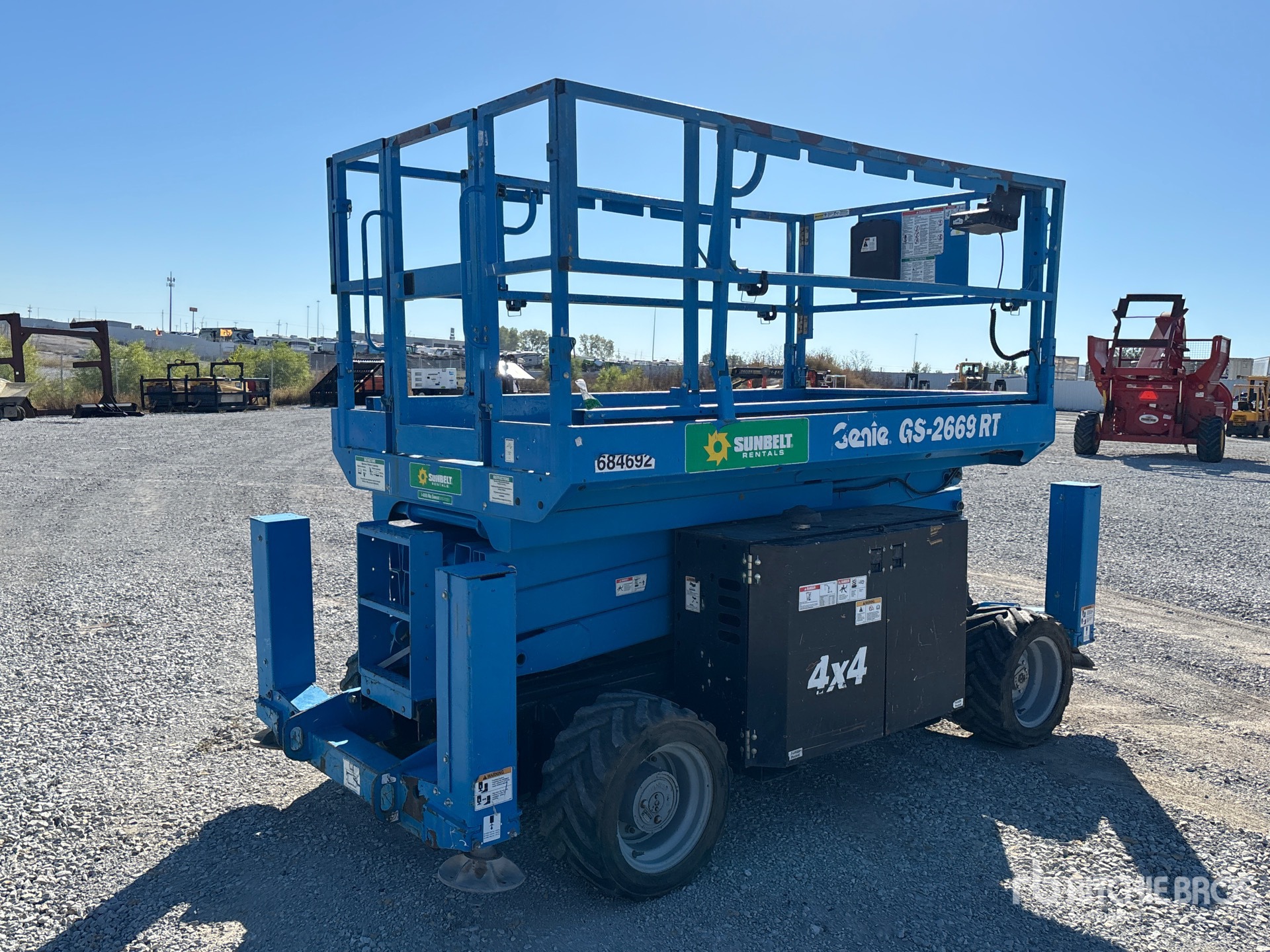 General Appearance with Picture, Right Rear Corner